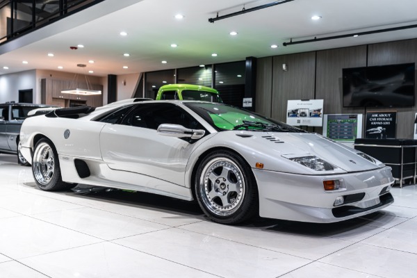 Used 1992 Lamborghini Diablo Coupe SE30/SV Conversion by J-LOC RARE Balloon White Pearl ONLY 2k Miles for sale Call for price at Chicago Motor Cars in West Chicago IL 60185 6