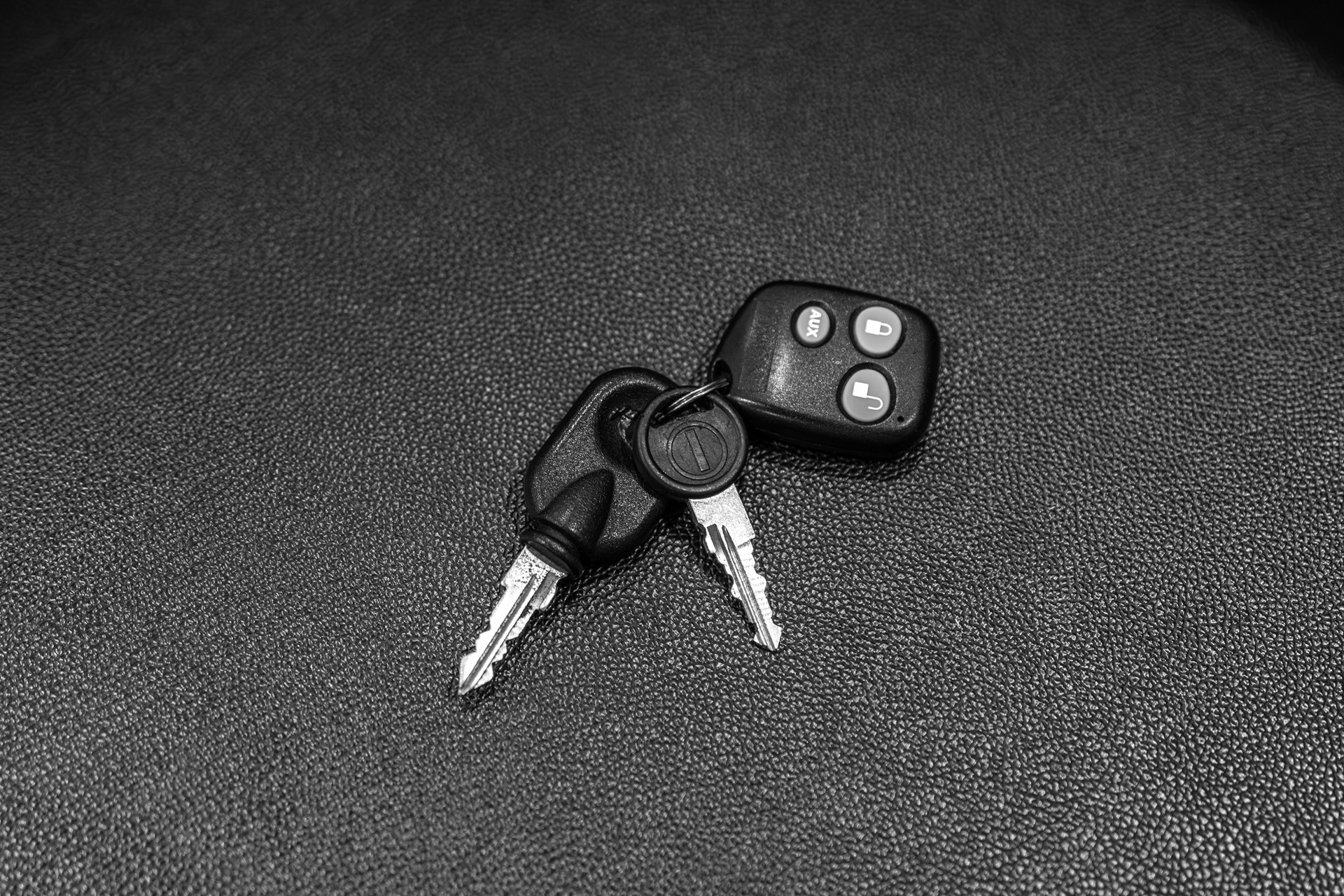 1992 LAMBORGHINI DIABLO - Image 73