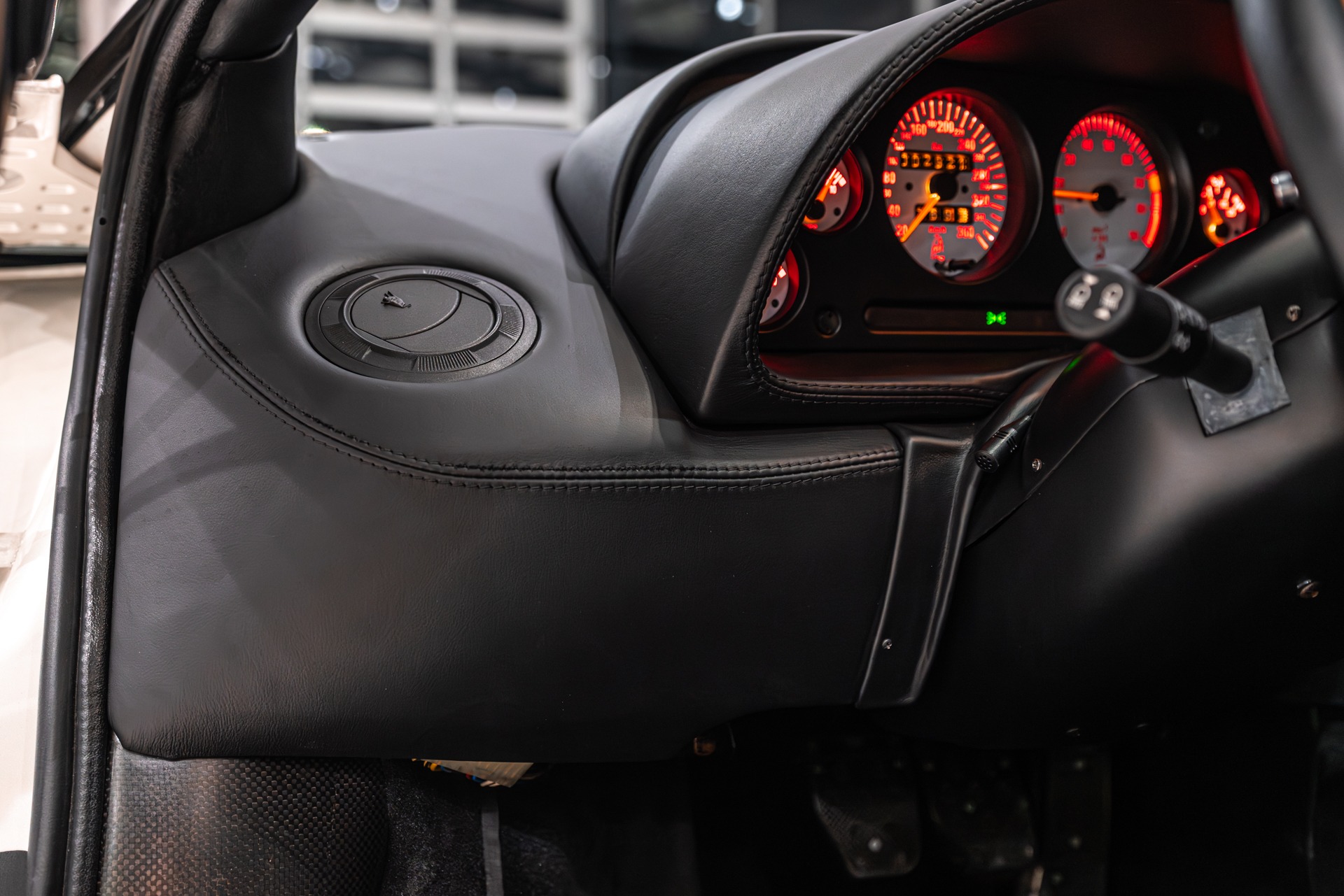 1992 LAMBORGHINI DIABLO - Image 9