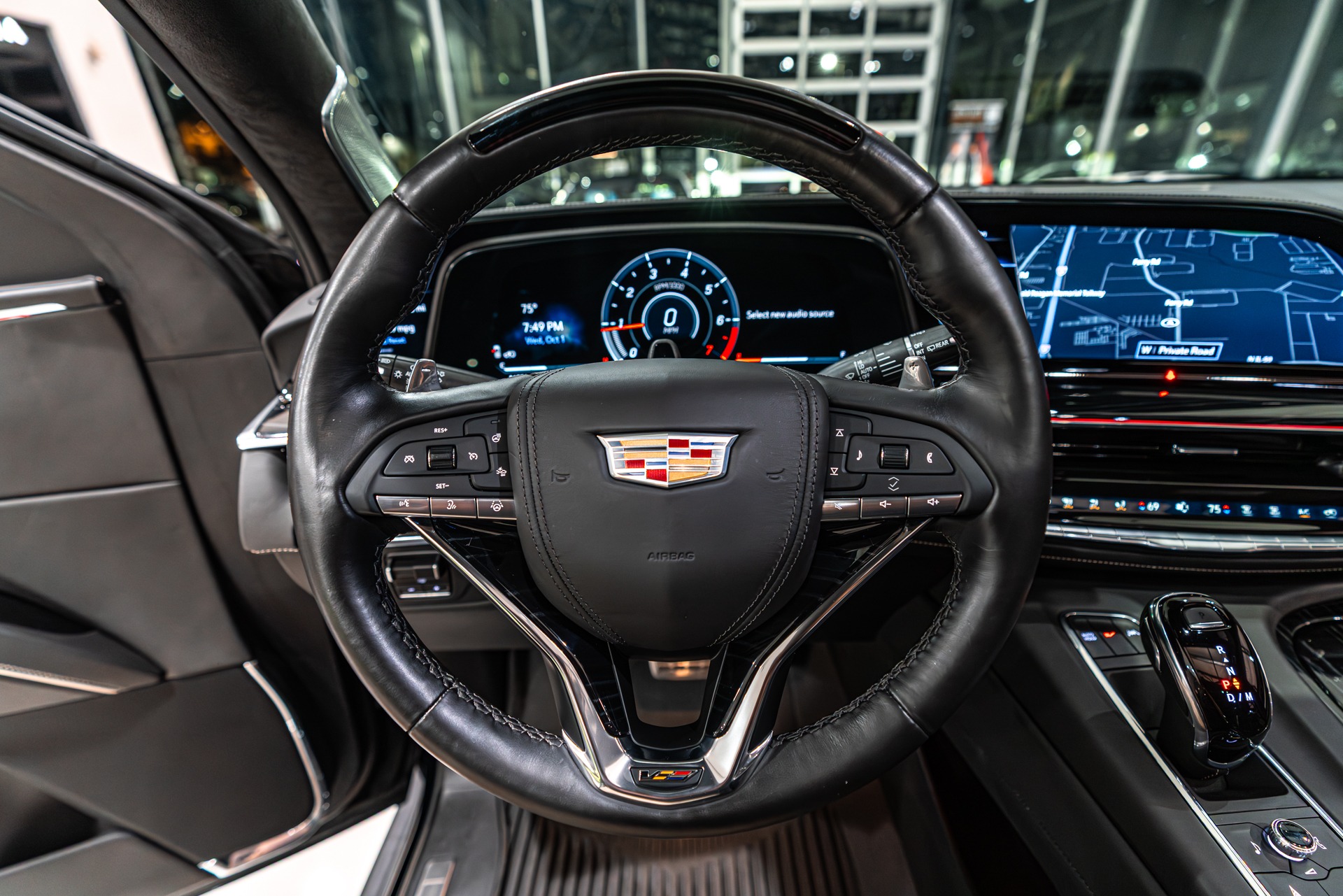 2023 CADILLAC ESCALADE ESV - Image 11