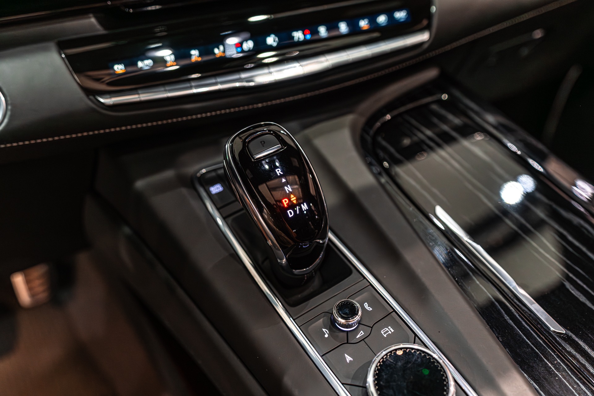 2023 CADILLAC ESCALADE ESV - Image 20