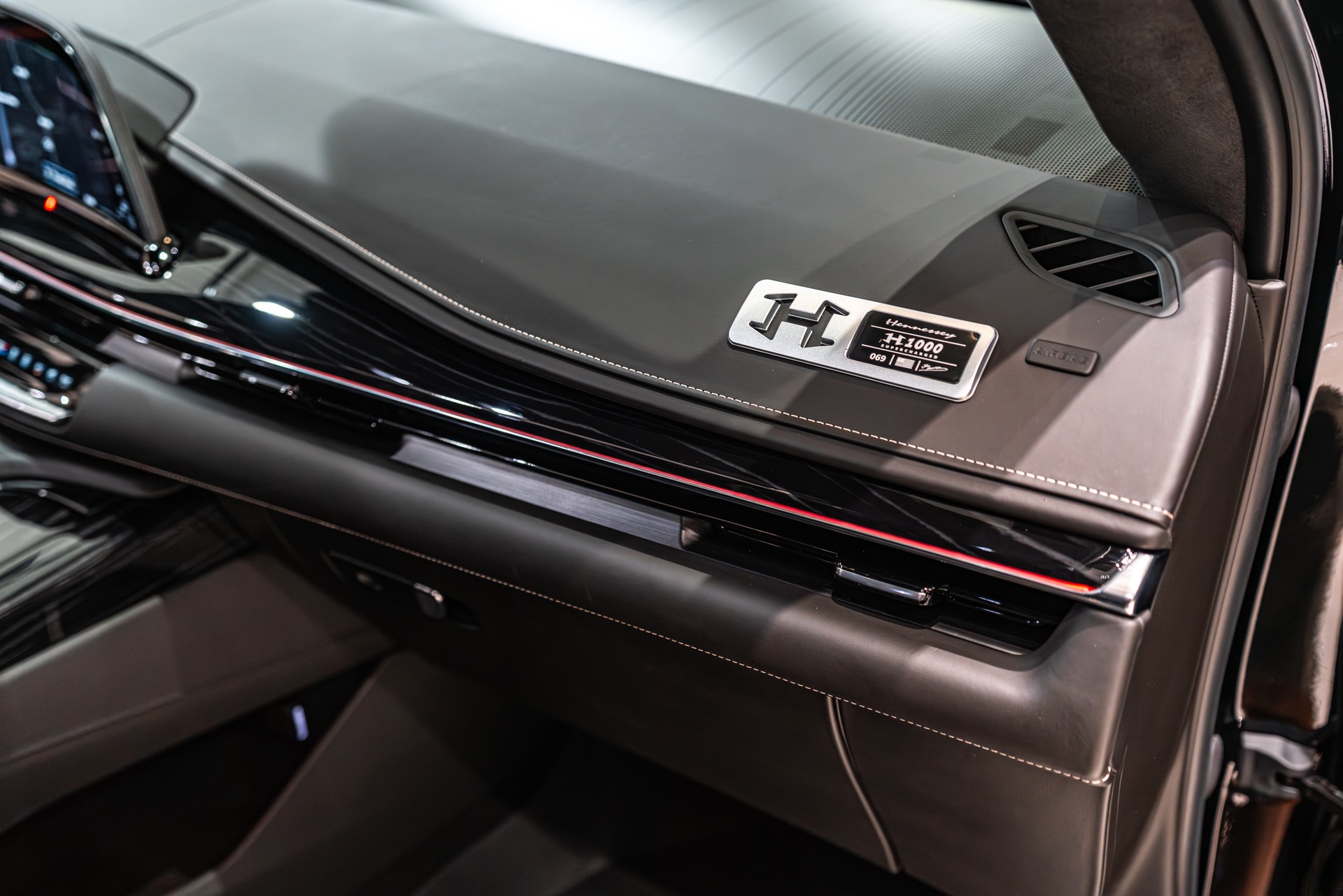 2023 CADILLAC ESCALADE ESV - Image 29