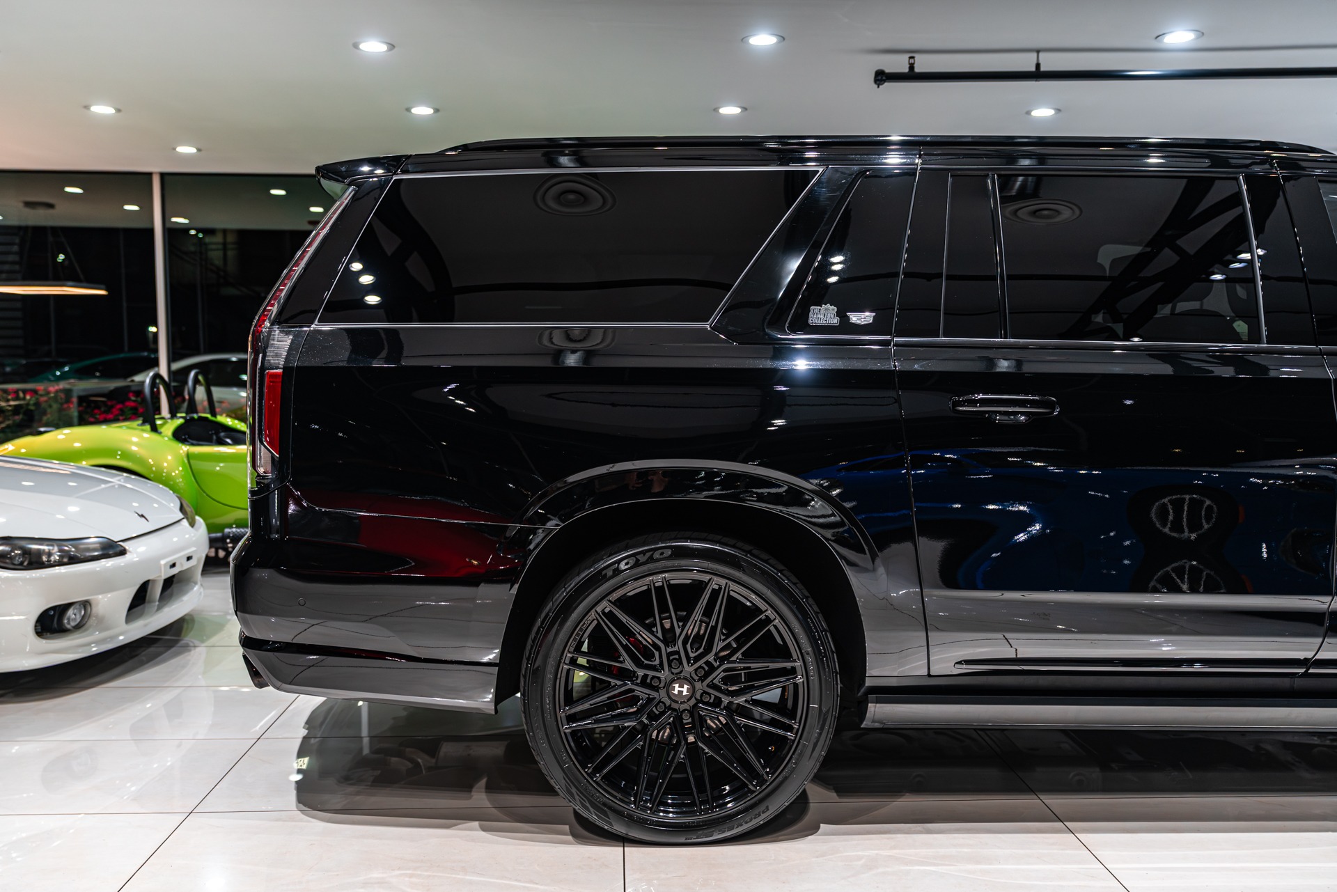 2023 CADILLAC ESCALADE ESV - Image 62