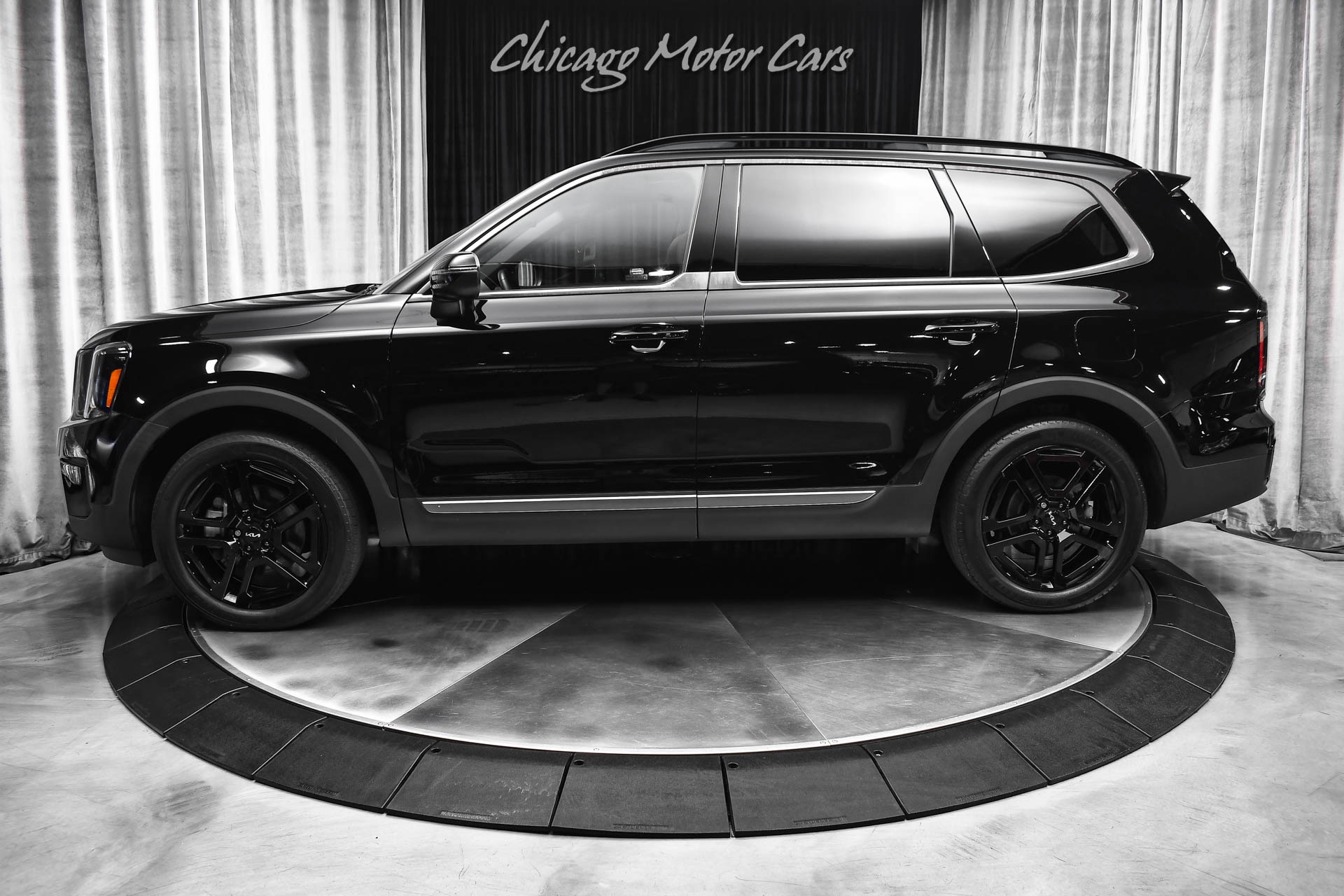 Used 2023 Kia Telluride EX X-Line AWD! Driver Assist Tech! Terracotta Trim! Sunroof! Loaded! for sale Sold at Chicago Motor Cars in West Chicago IL 60185 1