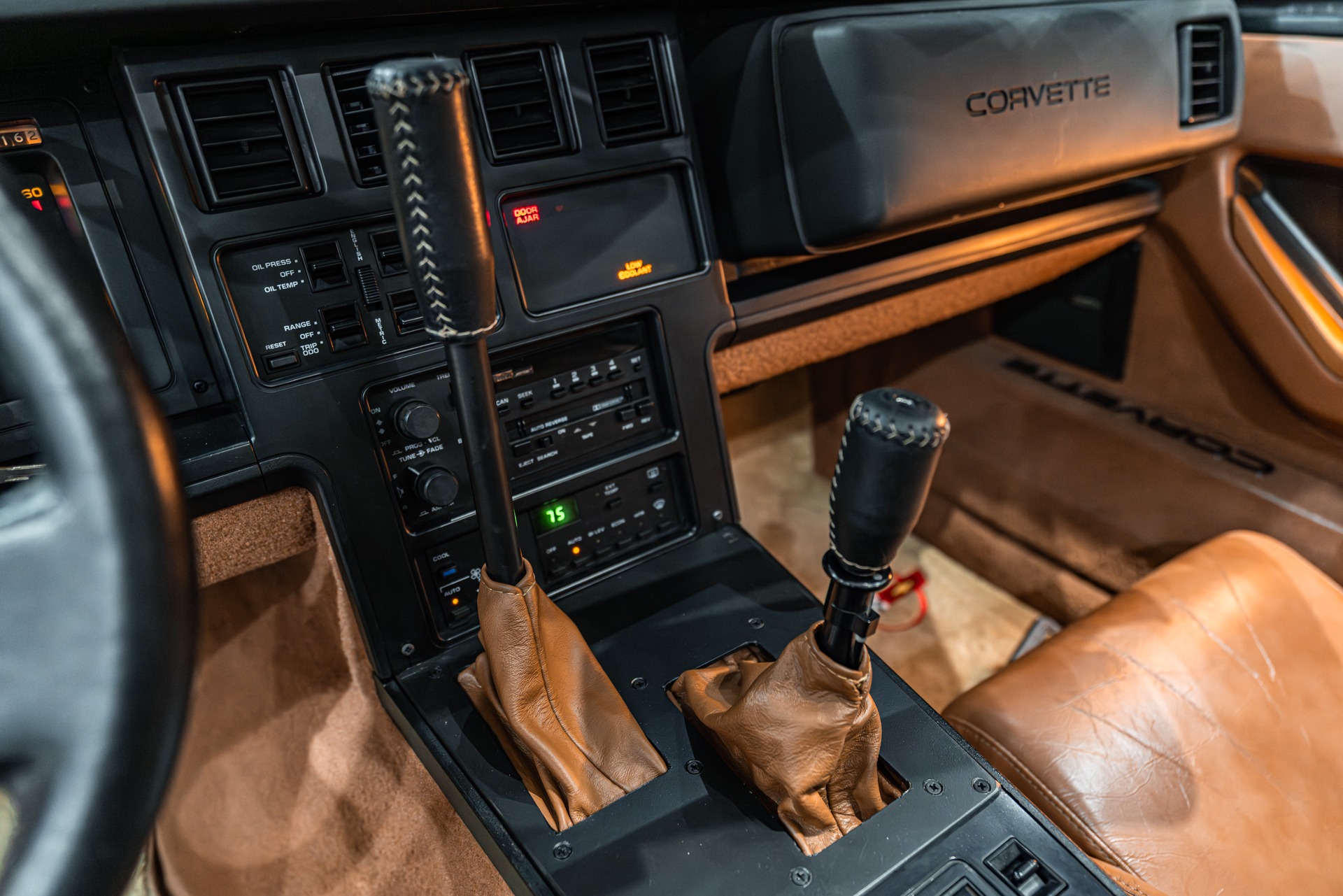 1989 CHEVROLET CORVETTE - Image 17