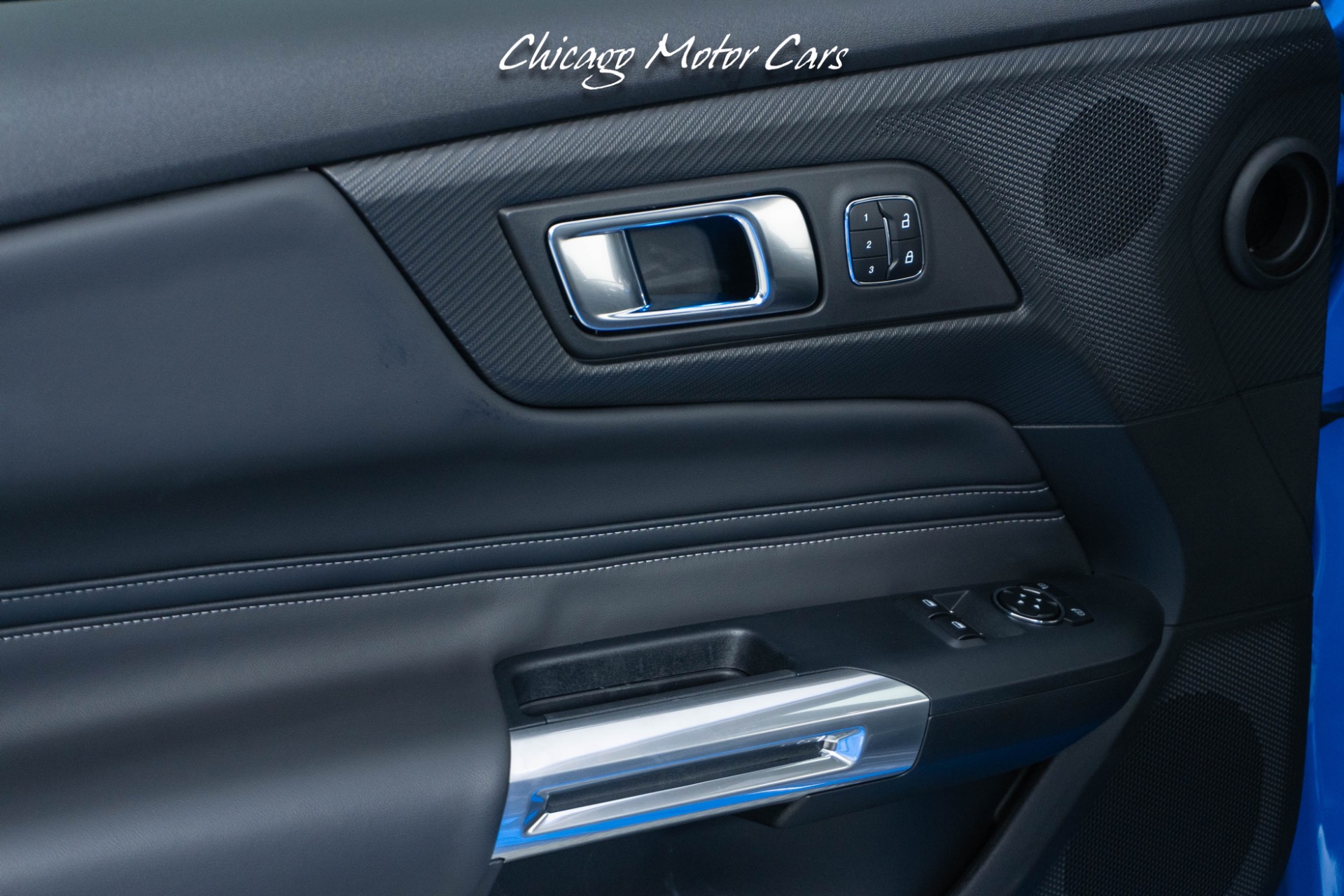 2025 FORD MUSTANG - Image 28