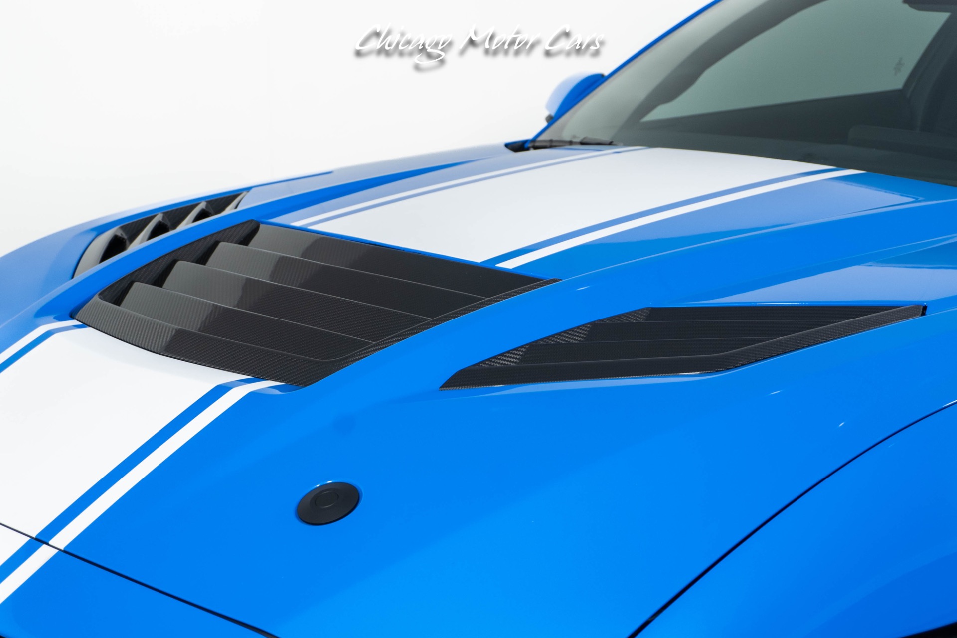 2025 FORD MUSTANG - Image 9