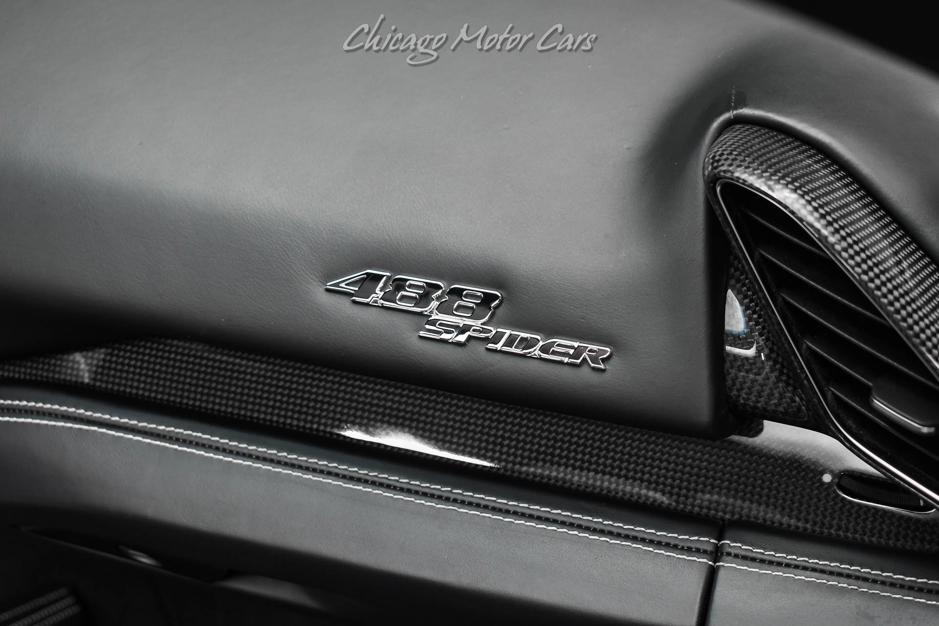 2017 FERRARI 488 - Image 29