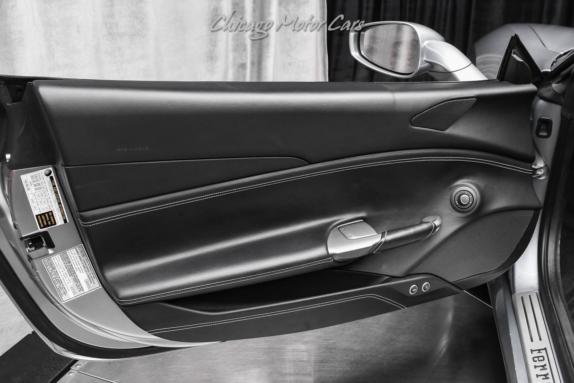 2017 FERRARI 488 - Image 31