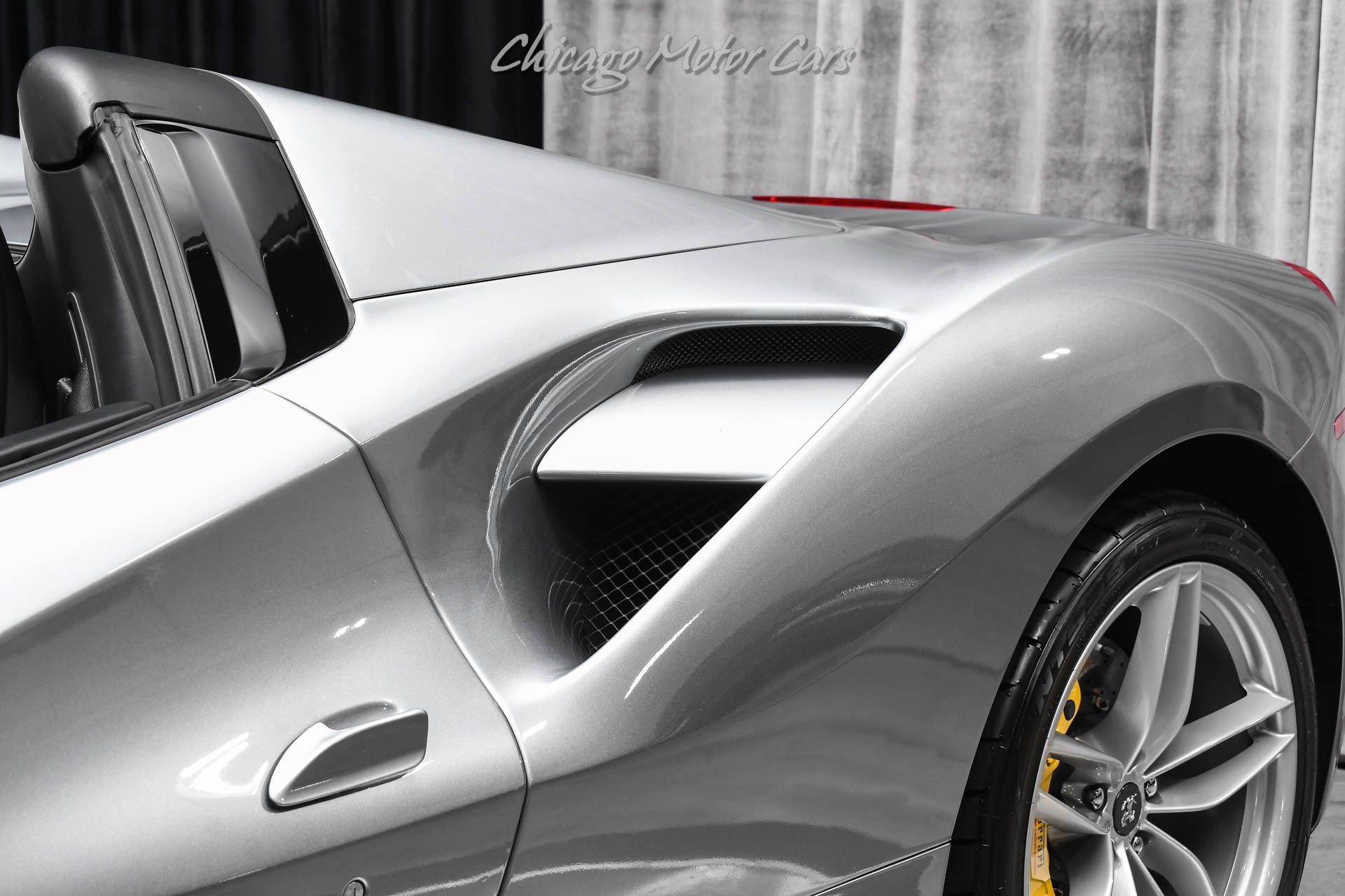 2017 FERRARI 488 - Image 38