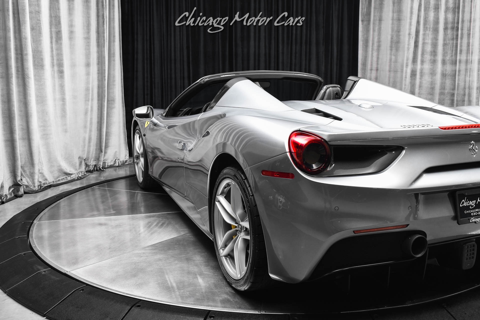 2017 FERRARI 488 - Image 42