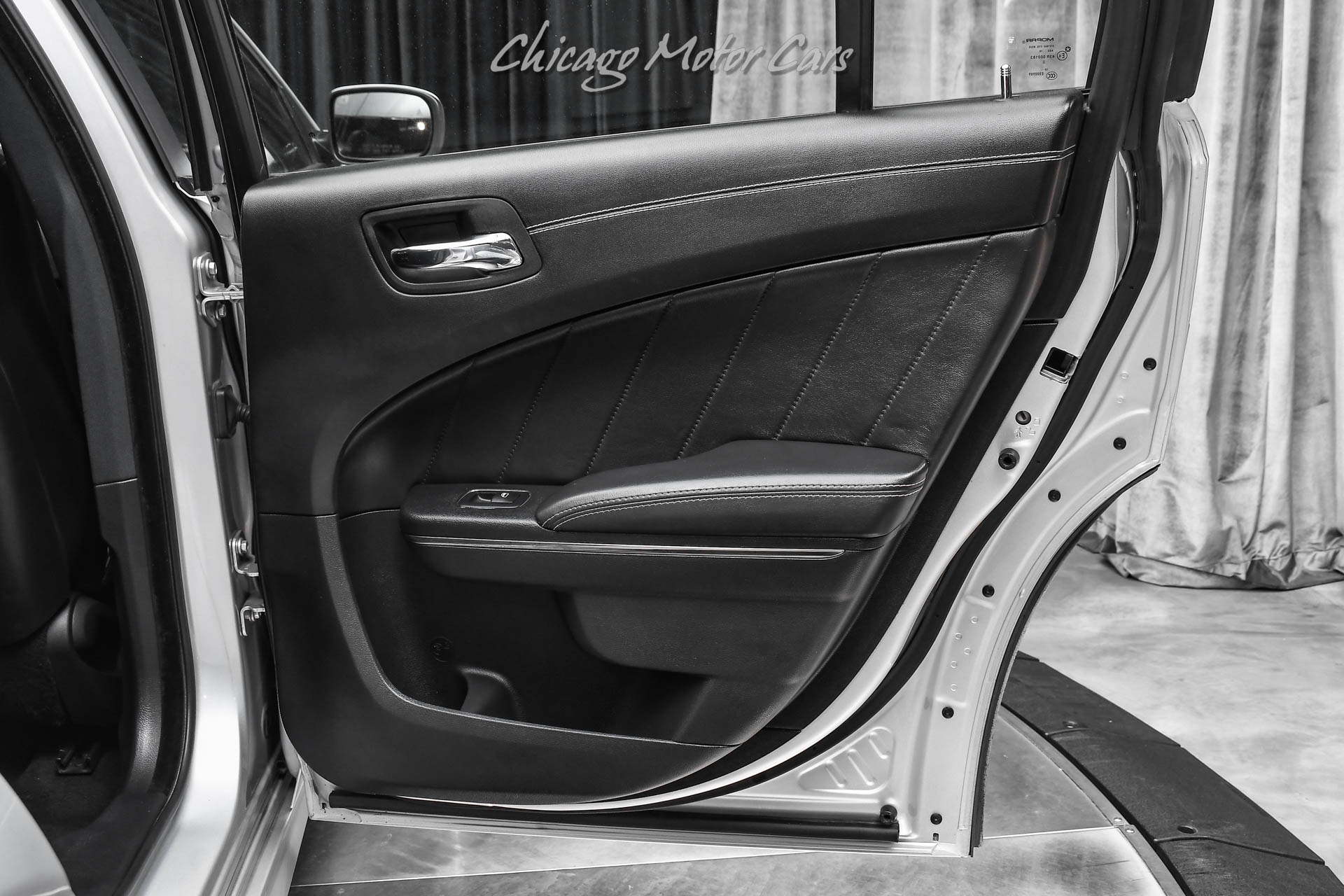 2020 DODGE CHARGER - Image 32