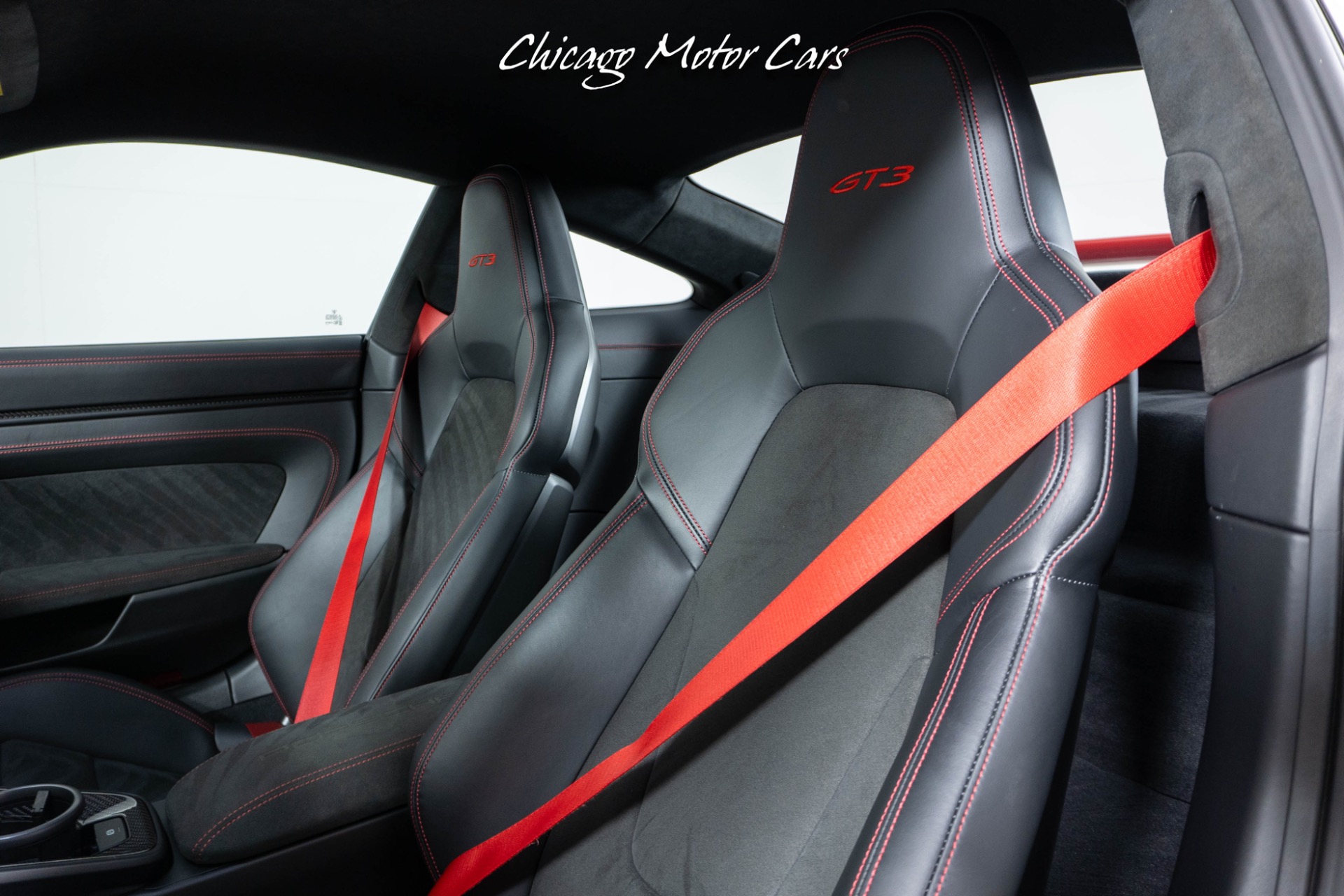 2022 PORSCHE 911 - Image 38