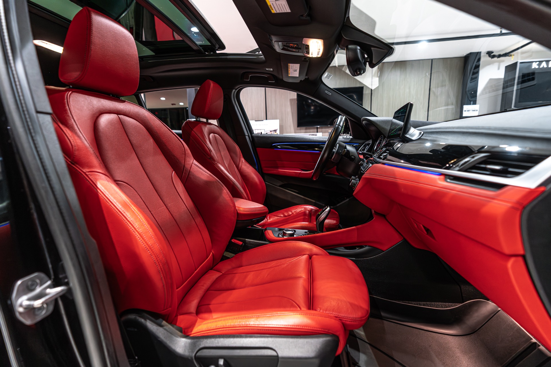 2022 BMW X2 - Image 25