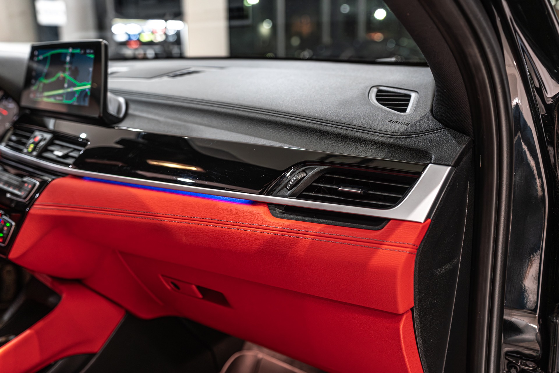 2022 BMW X2 - Image 28