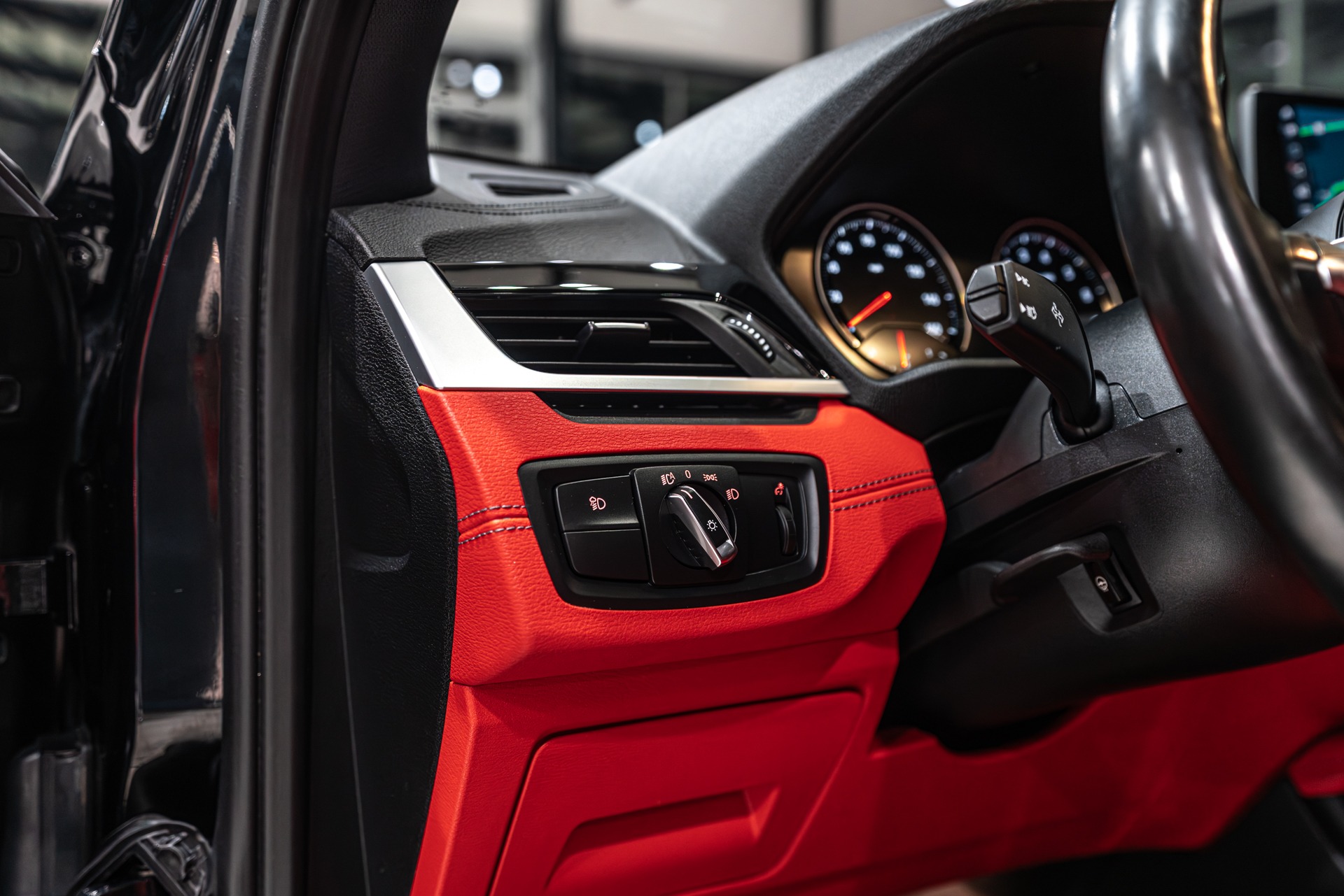 2022 BMW X2 - Image 8