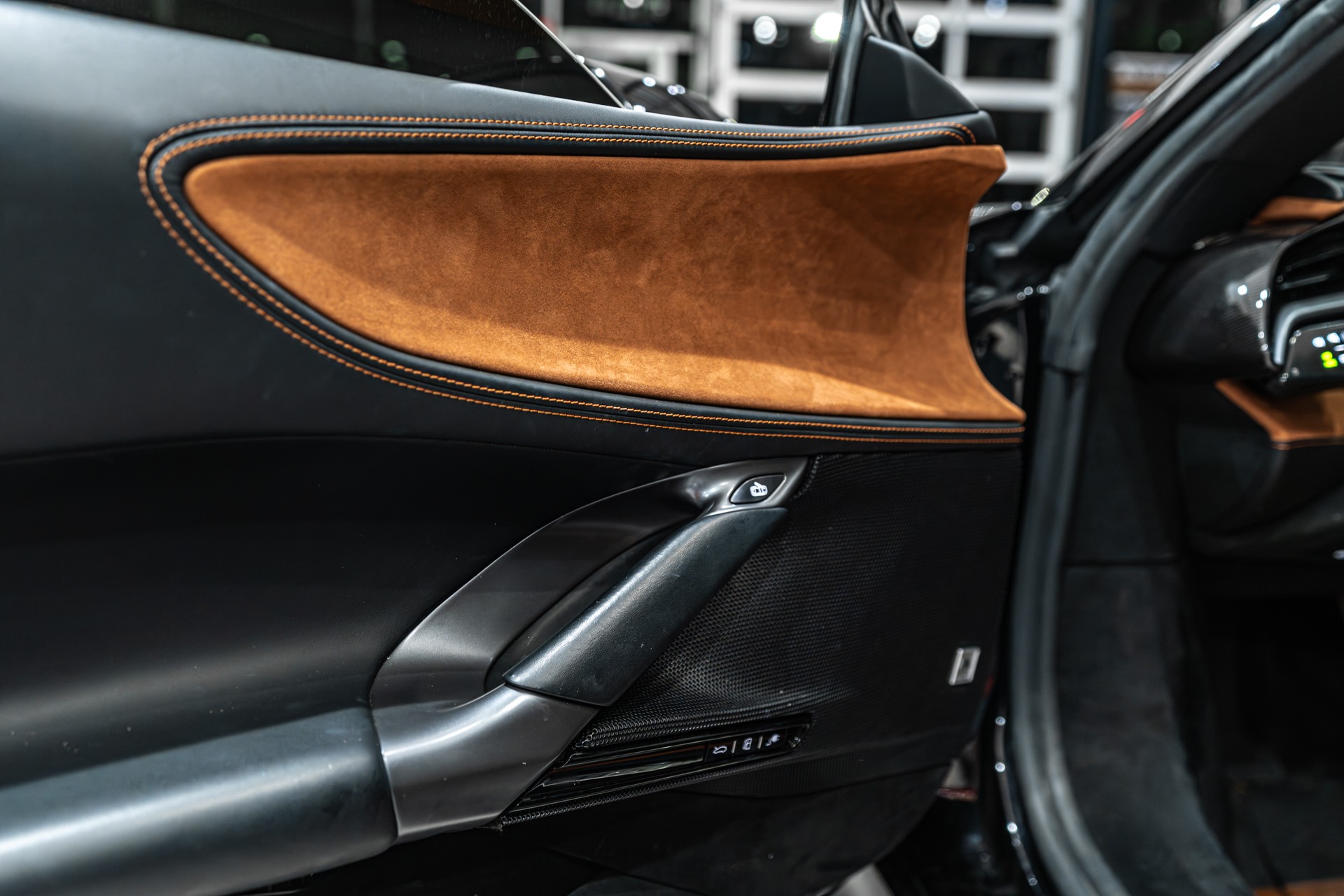 2021 FERRARI SF90 - Image 34