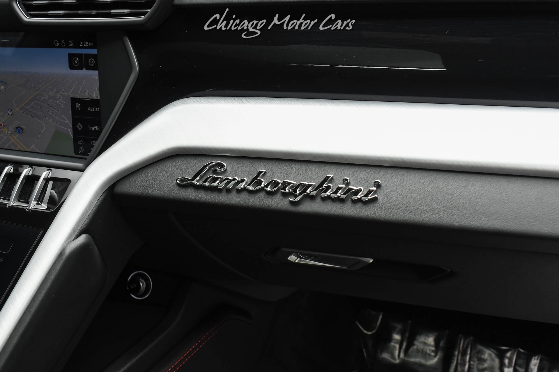 2019 LAMBORGHINI URUS - Image 26
