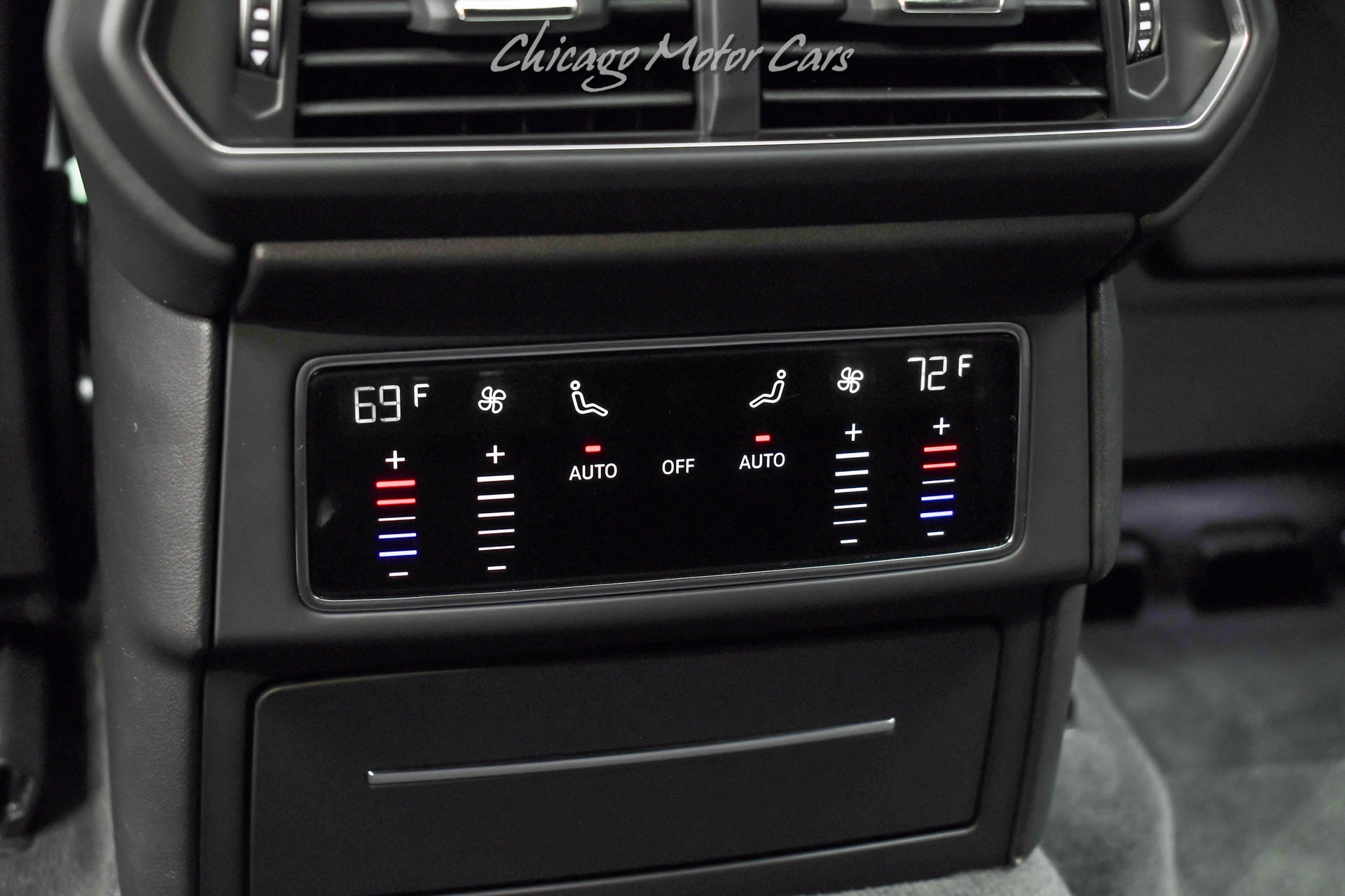 2019 LAMBORGHINI URUS - Image 28