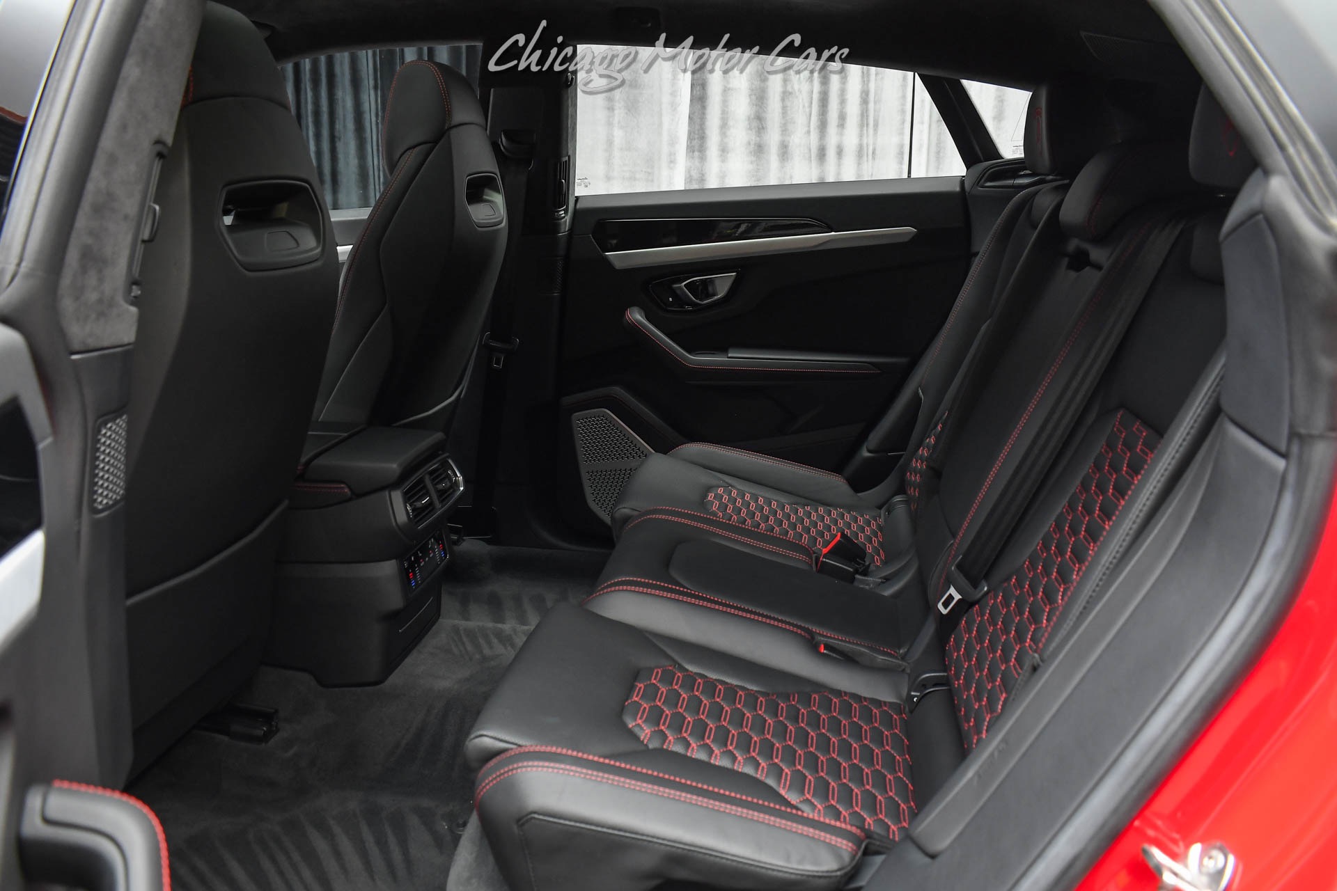 2019 LAMBORGHINI URUS - Image 29