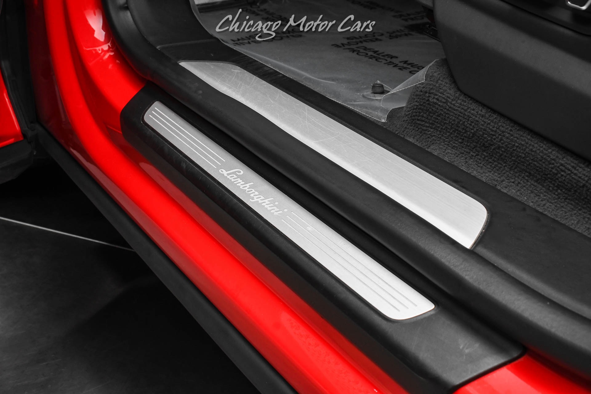 2019 LAMBORGHINI URUS - Image 32