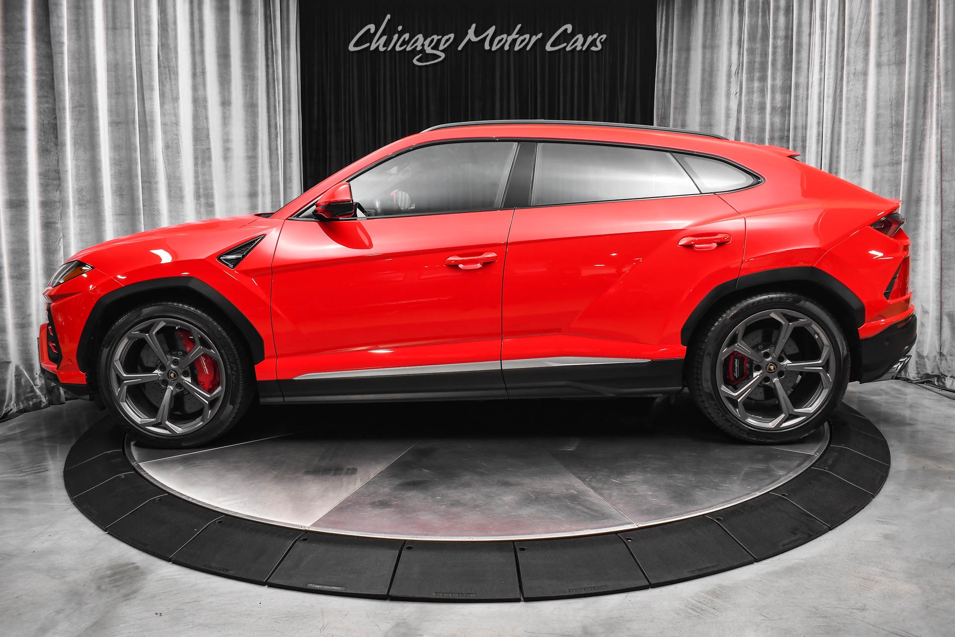2019 LAMBORGHINI URUS - Image 40