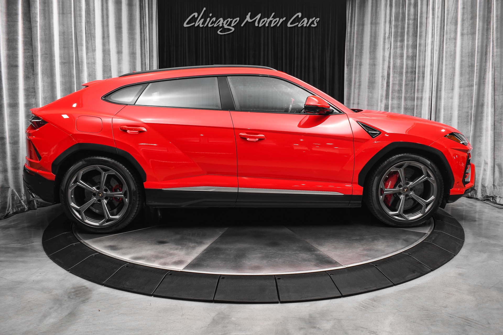 2019 LAMBORGHINI URUS - Image 47