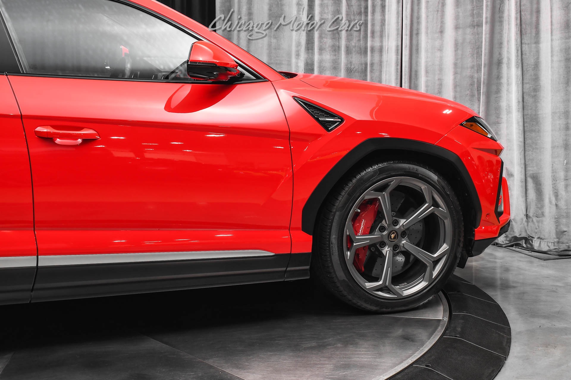 2019 LAMBORGHINI URUS - Image 48