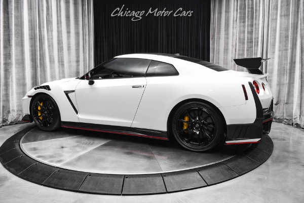Used 2024 Nissan GT-R NISMO Extremely RARE Only 1400 Miles Full Paint Protection Film 600HP GTR for sale Sold at Chicago Motor Cars in West Chicago IL 60185 3