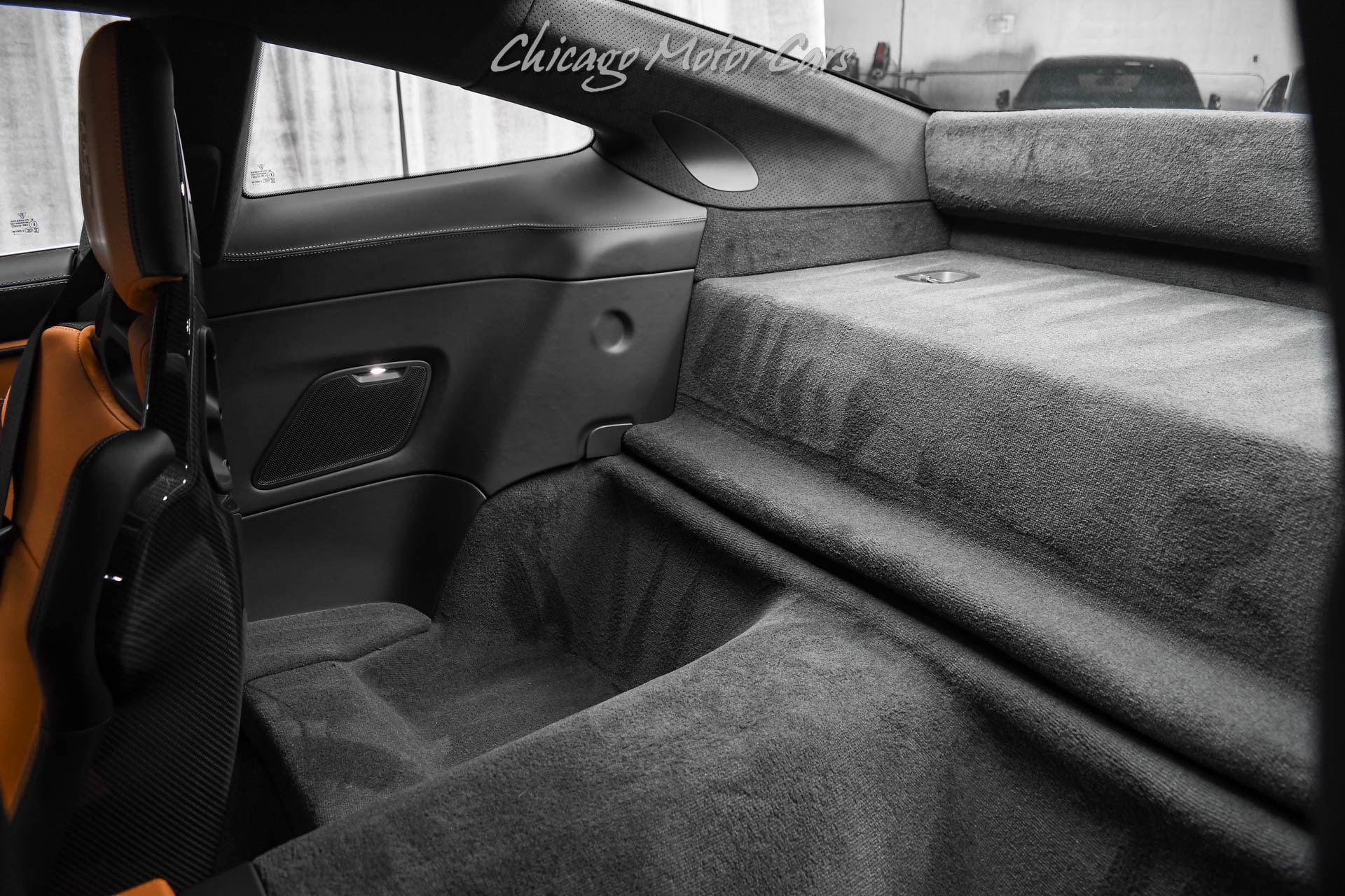 2024 PORSCHE 911 - Image 28