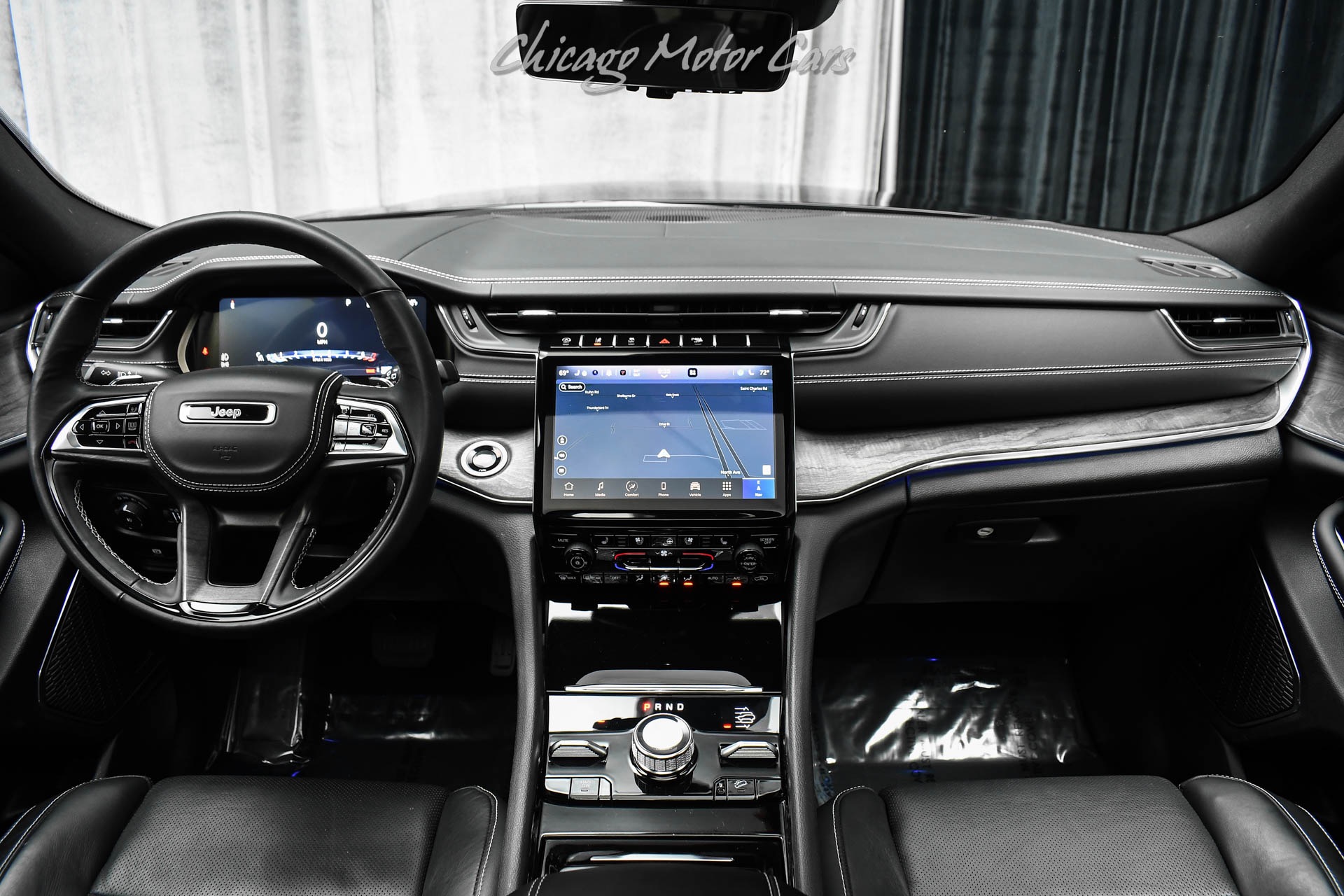 2024 JEEP GRAND CHEROKEE L - Image 25