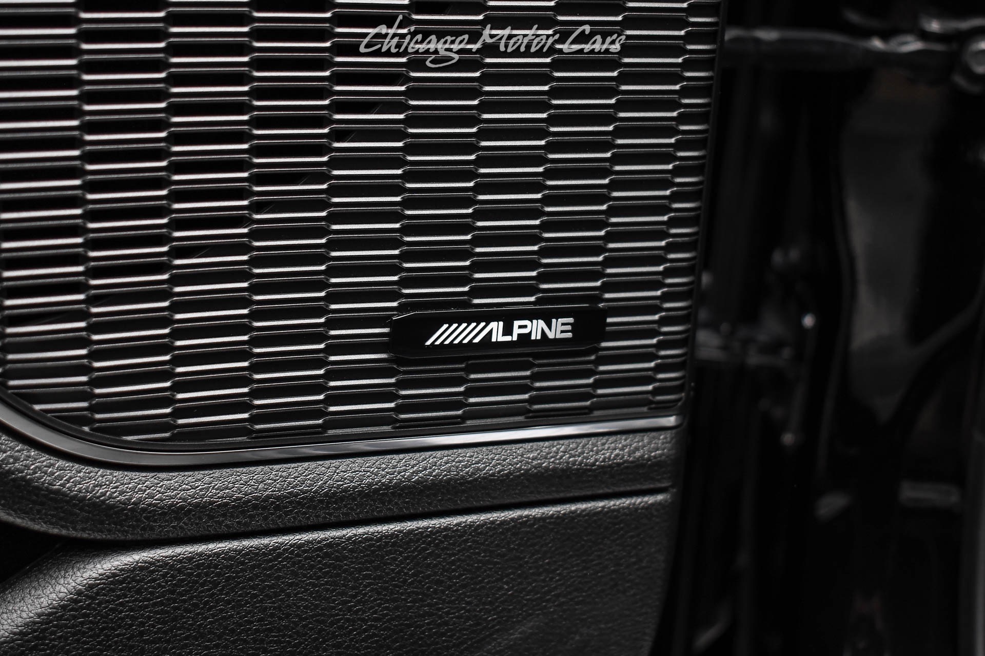 2024 JEEP GRAND CHEROKEE L - Image 38