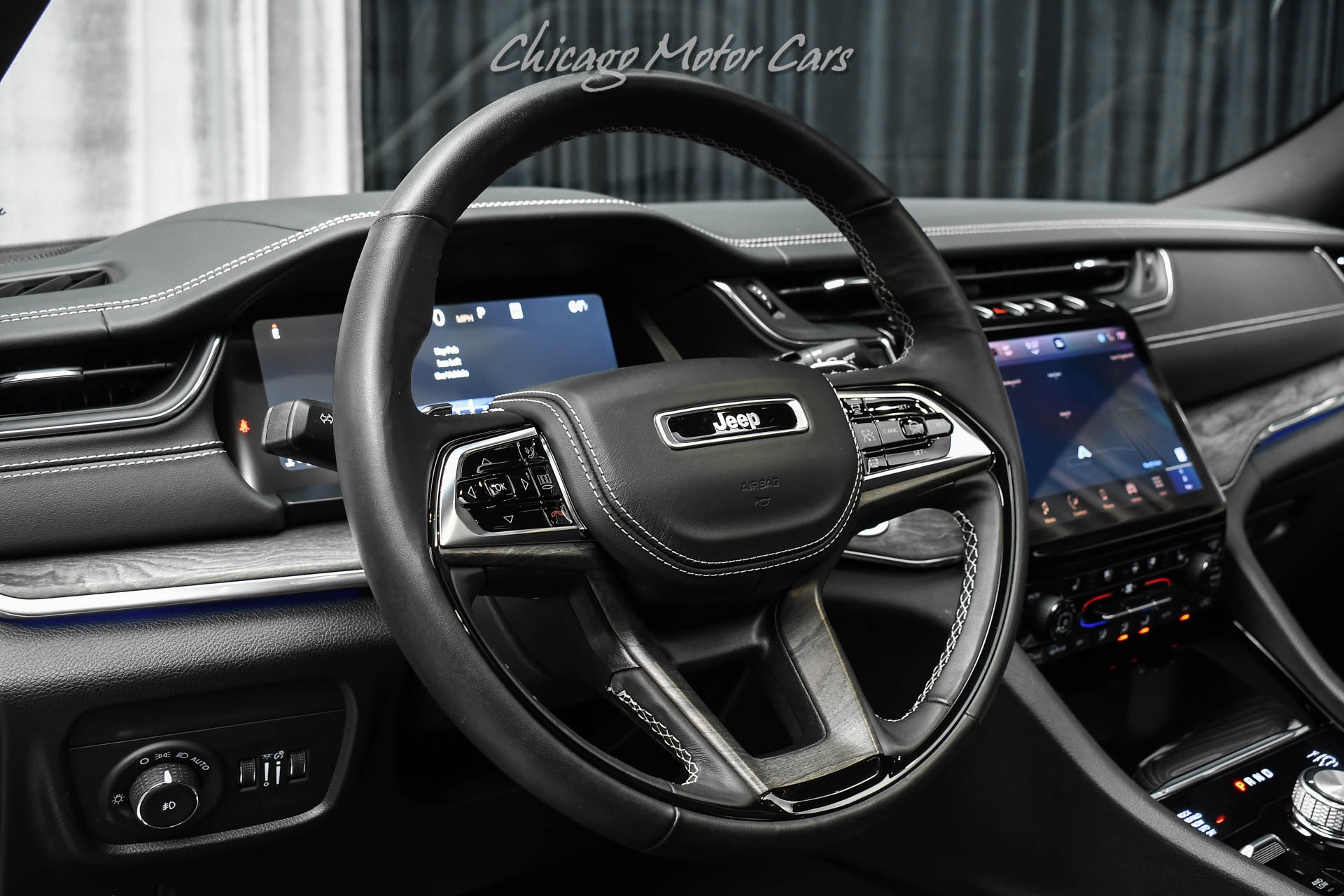 2024 JEEP GRAND CHEROKEE L - Image 9