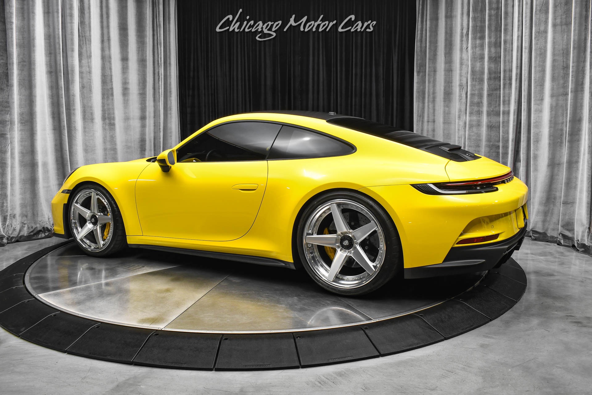2023 PORSCHE 911 - Image 3