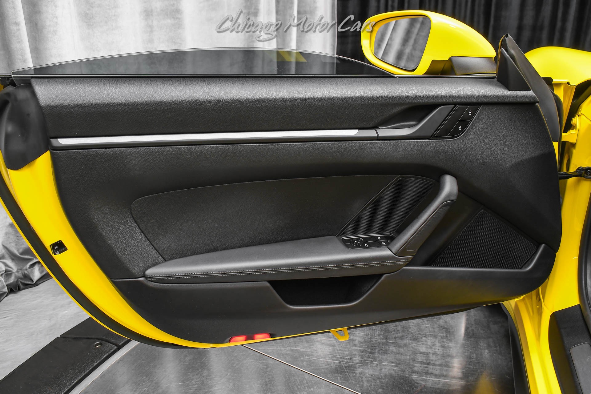 2023 PORSCHE 911 - Image 35