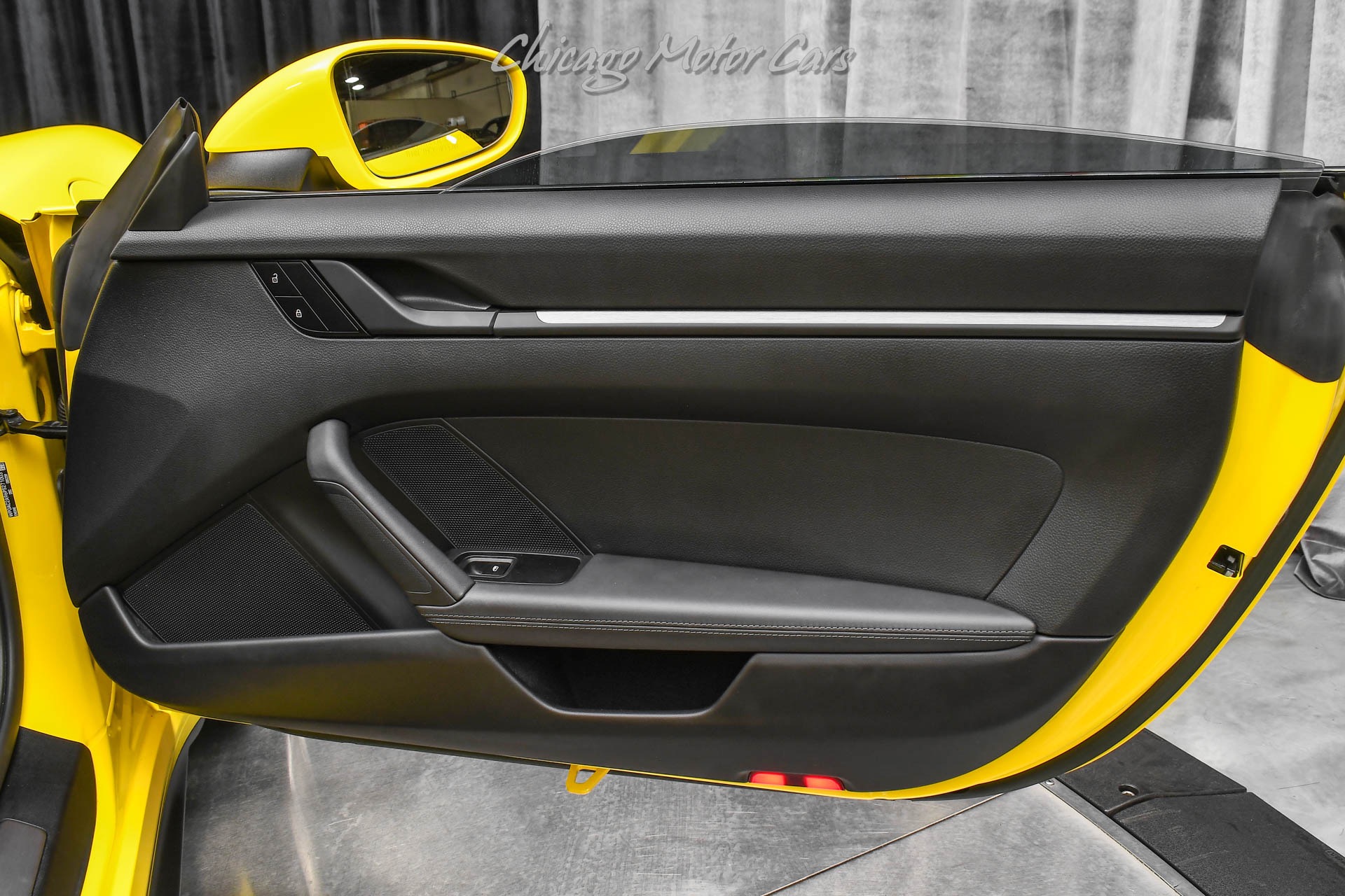 2023 PORSCHE 911 - Image 36