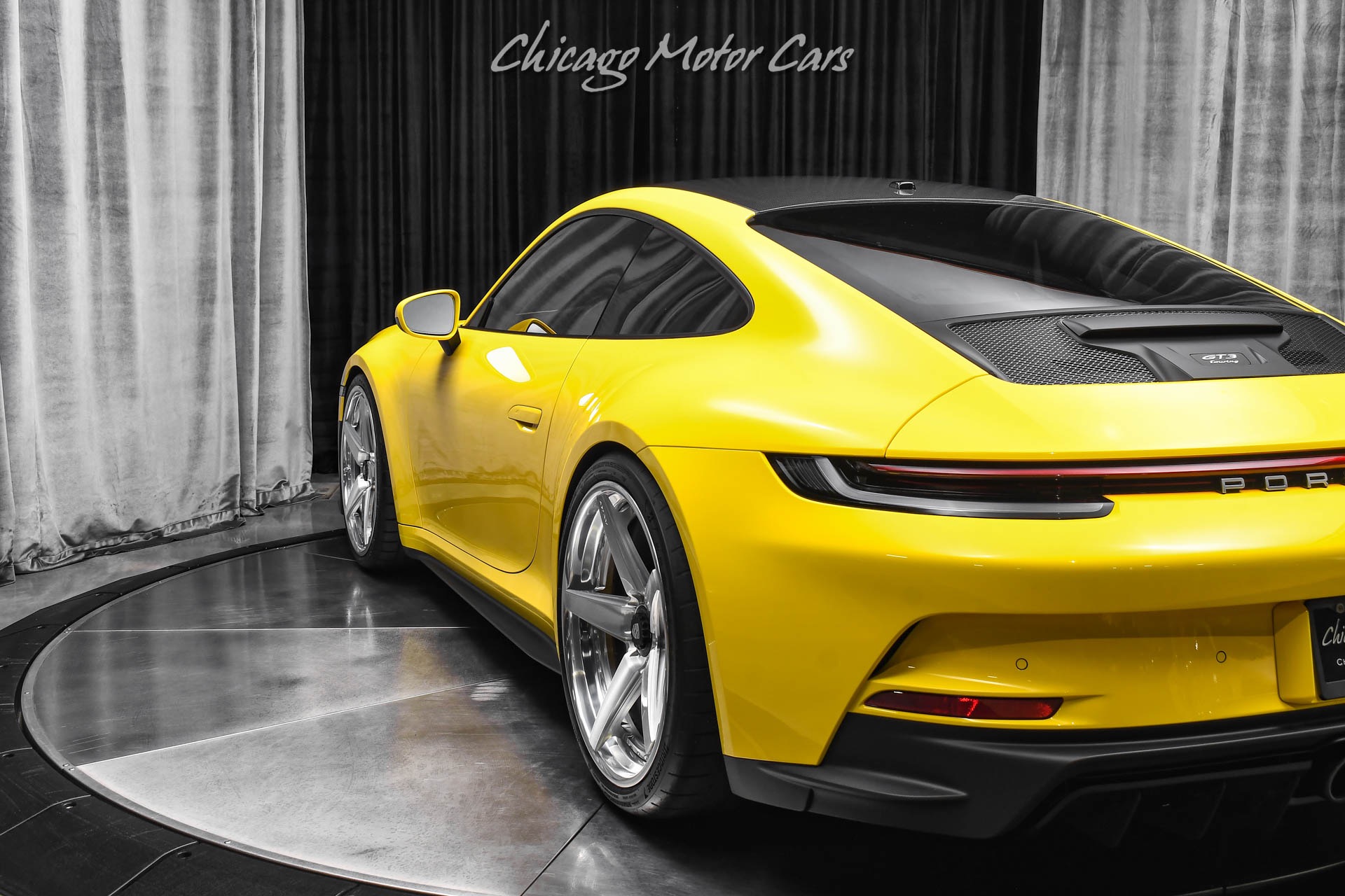 2023 PORSCHE 911 - Image 39