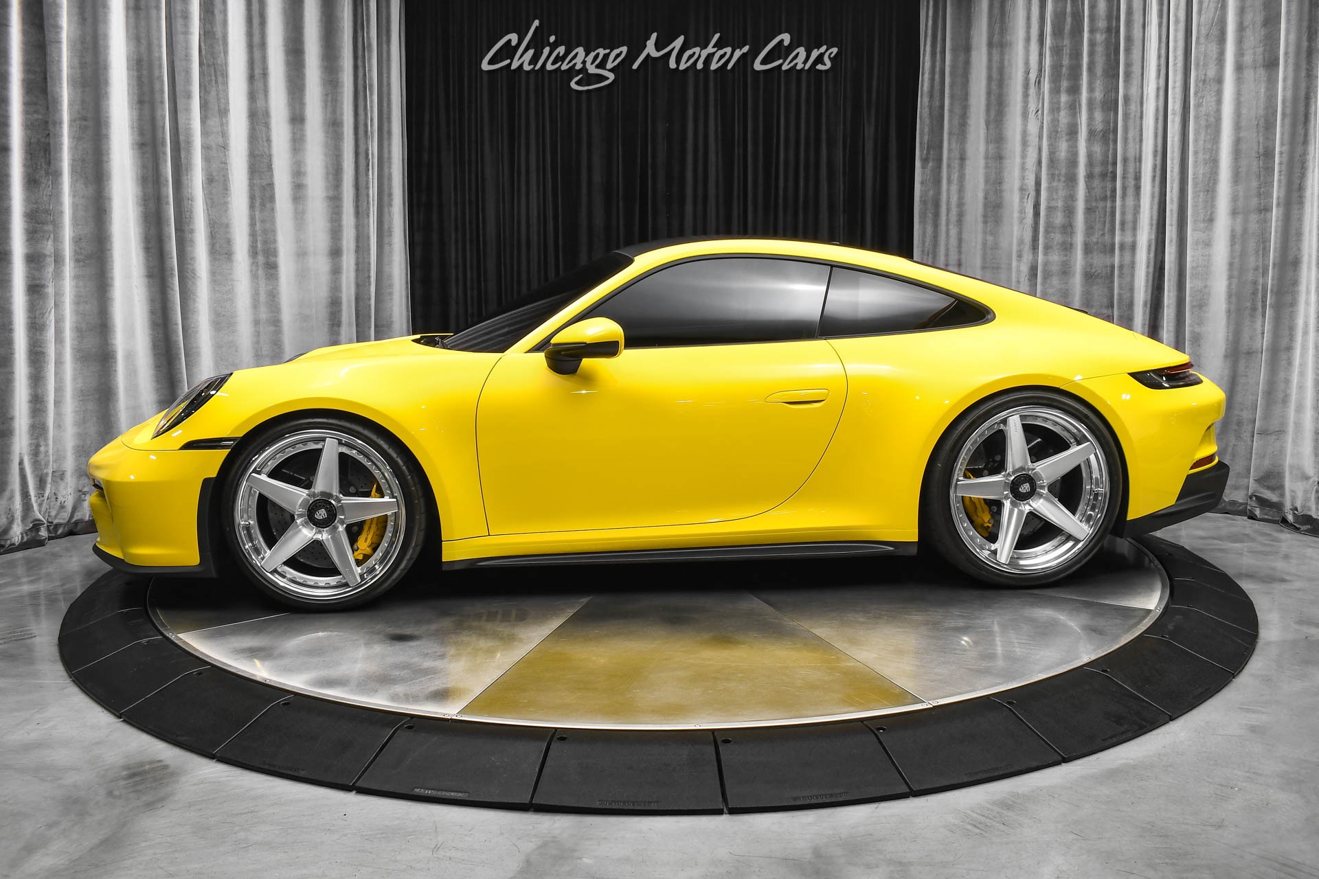 2023 PORSCHE 911 - Image 1