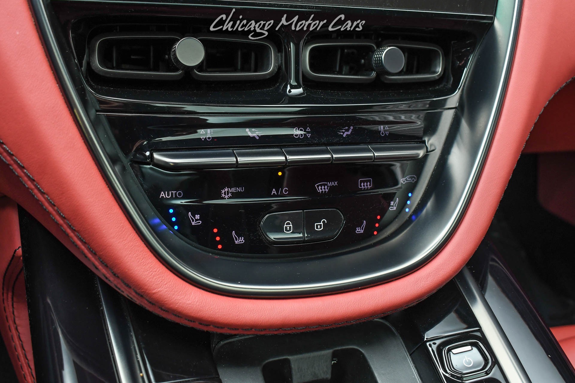 2022 ASTON MARTIN DBX - Image 15