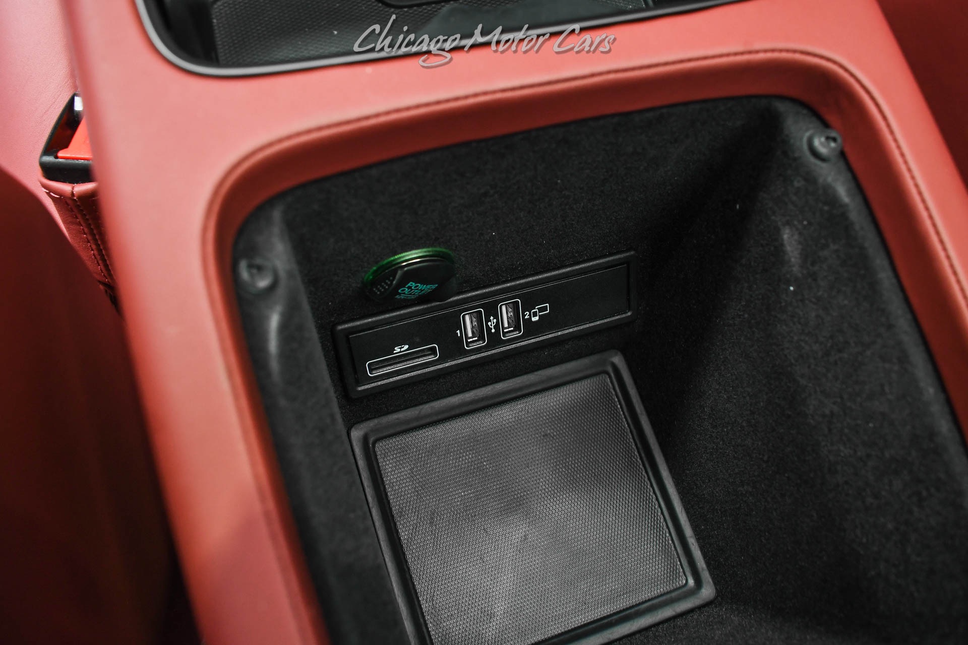 2022 ASTON MARTIN DBX - Image 17