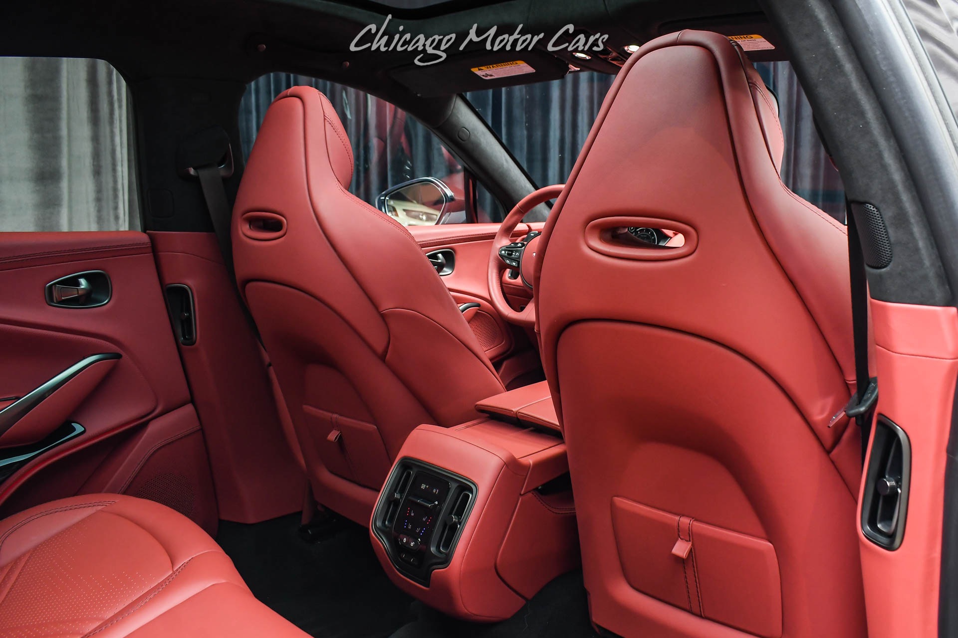 2022 ASTON MARTIN DBX - Image 28