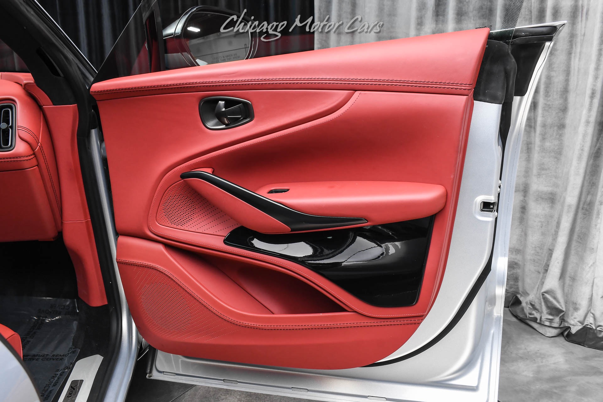 2022 ASTON MARTIN DBX - Image 31