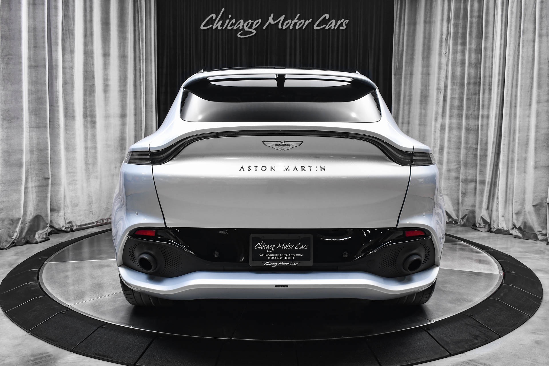 2022 ASTON MARTIN DBX - Image 4