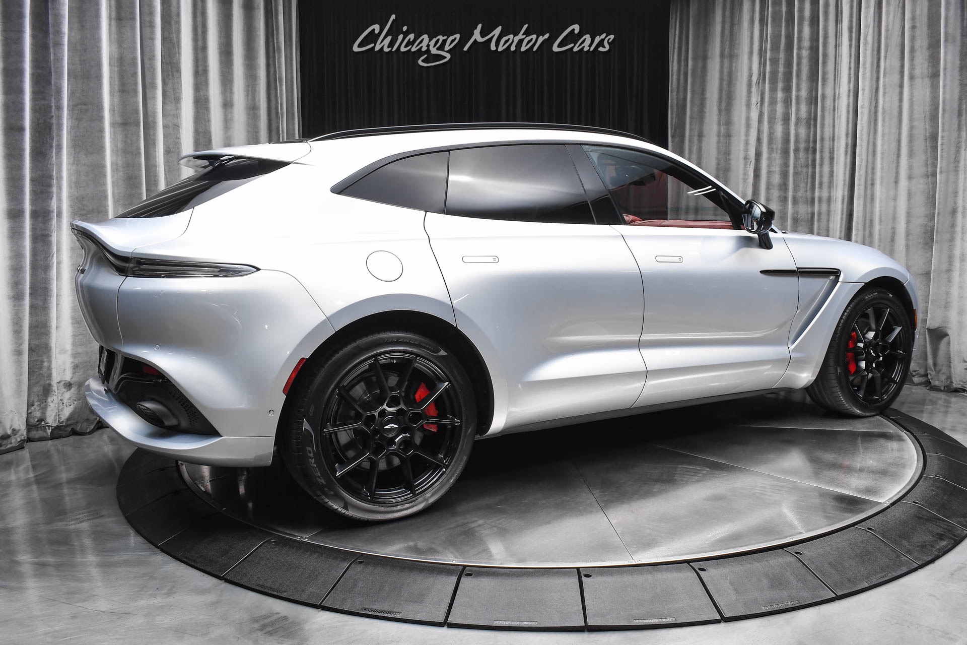 2022 ASTON MARTIN DBX - Image 5
