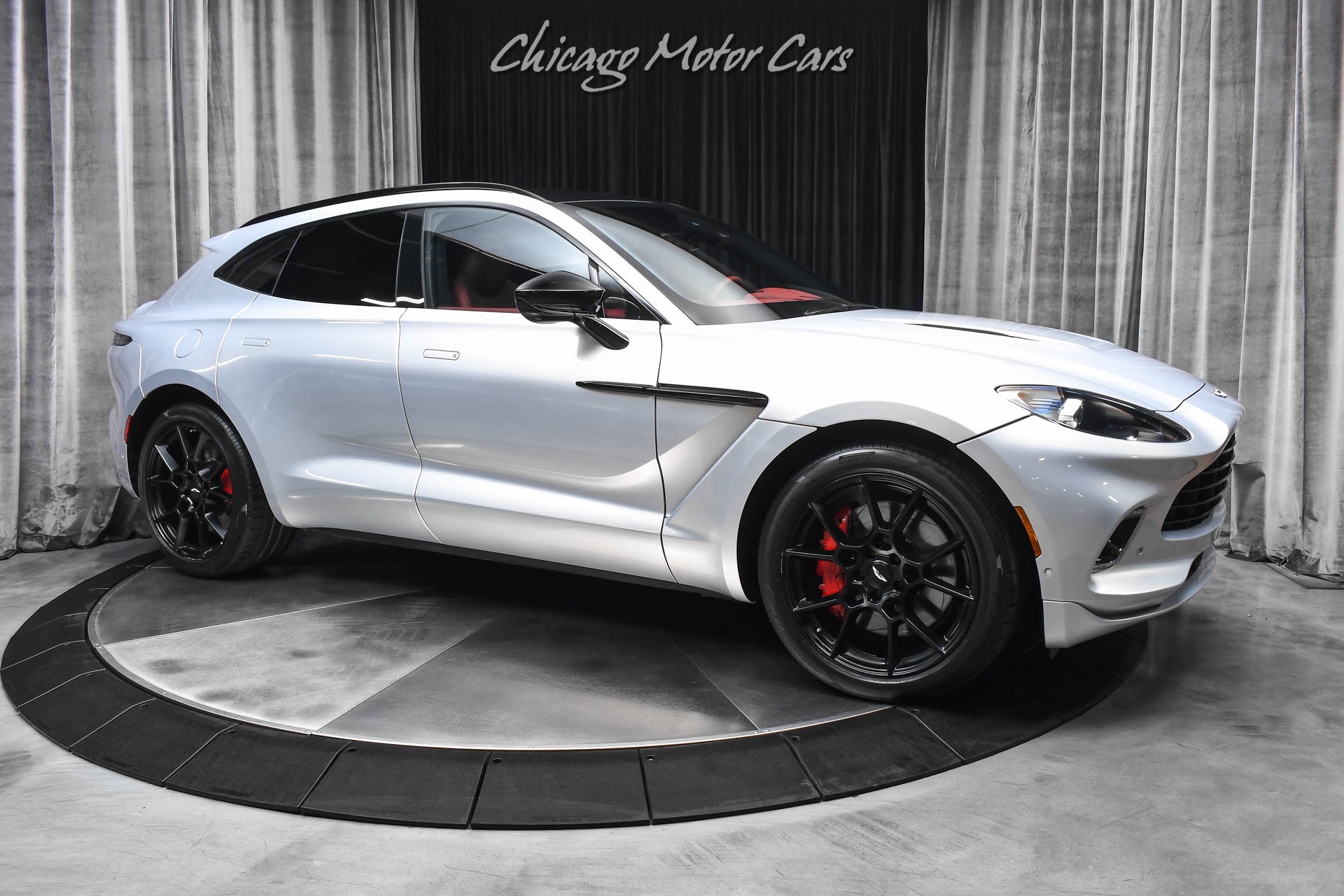 2022 ASTON MARTIN DBX - Image 6