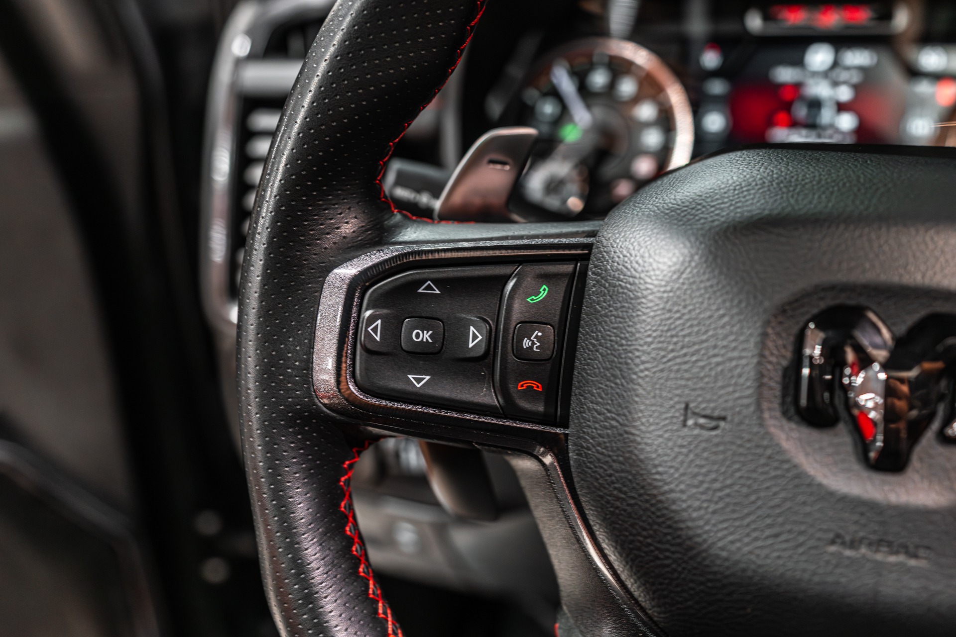 2022 RAM 1500 - Image 12