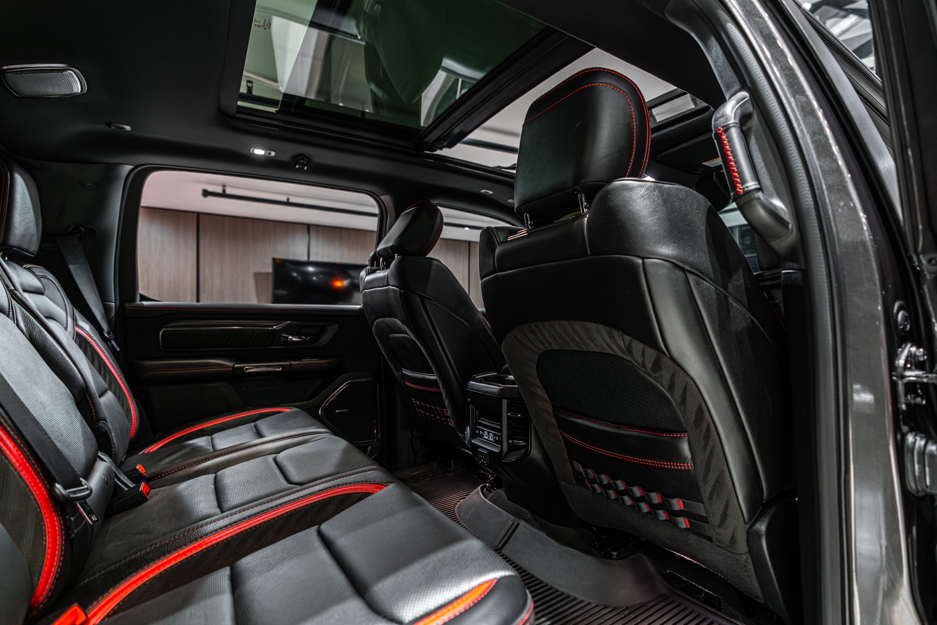 2022 RAM 1500 - Image 41