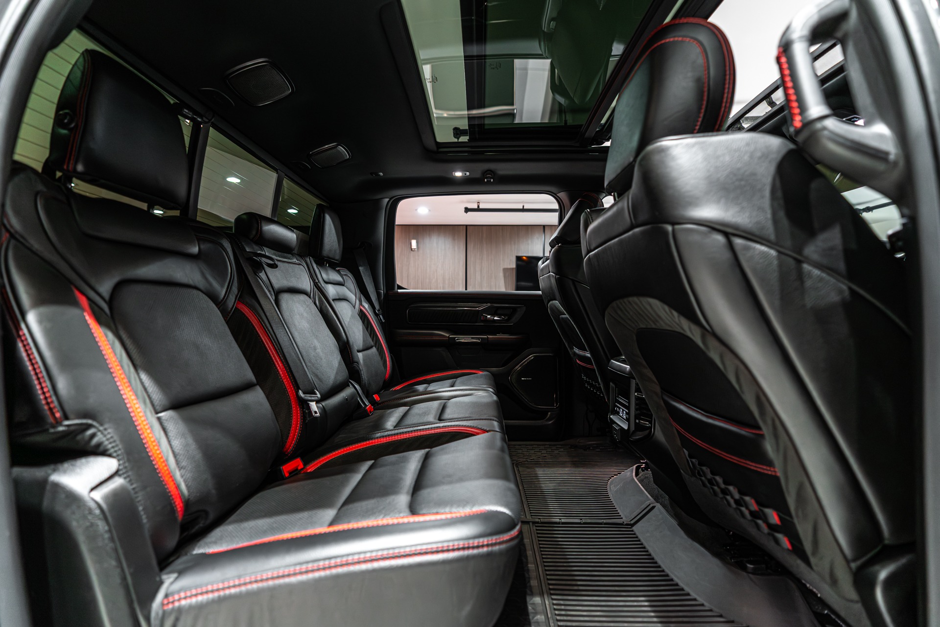 2022 RAM 1500 - Image 42