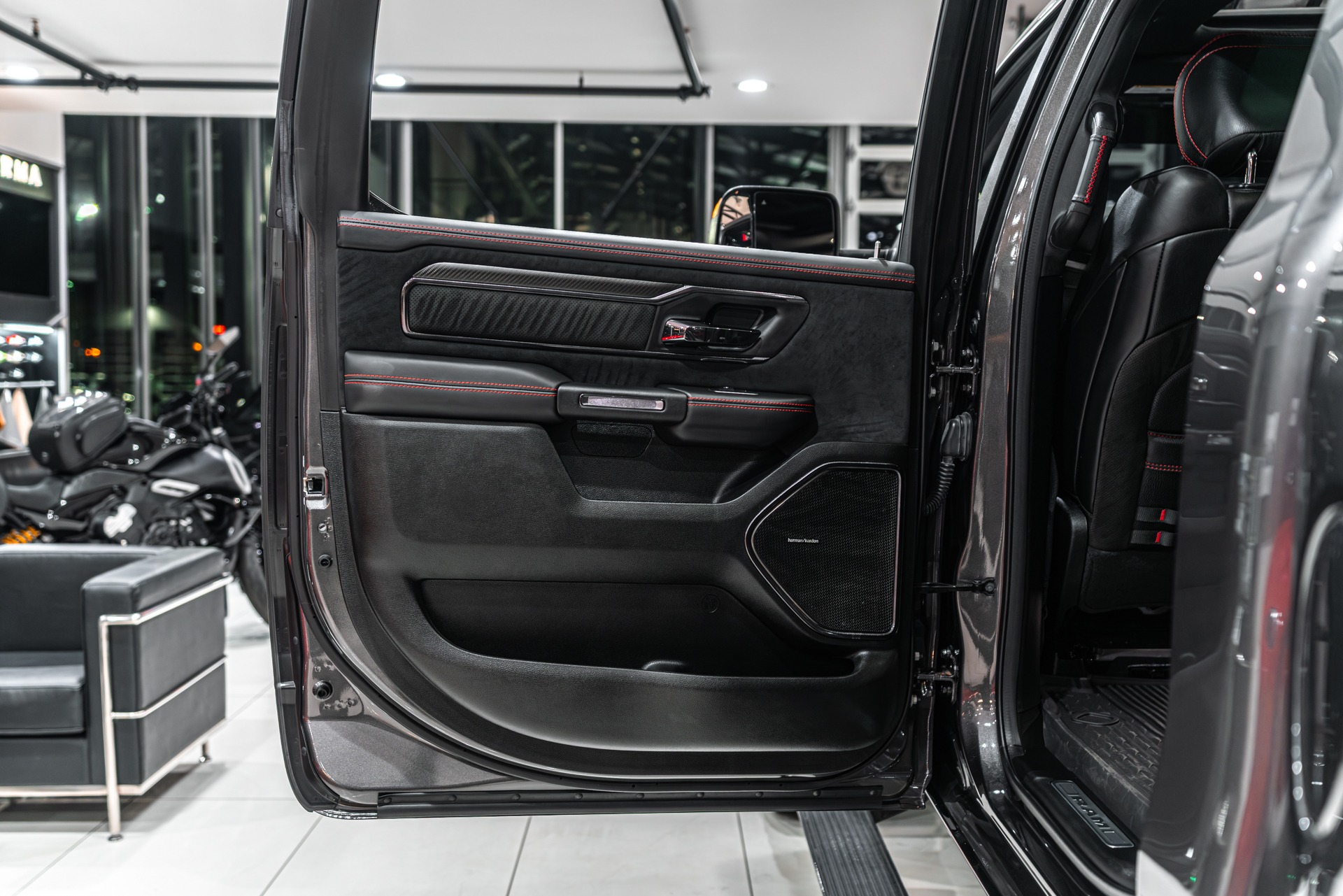 2022 RAM 1500 - Image 46