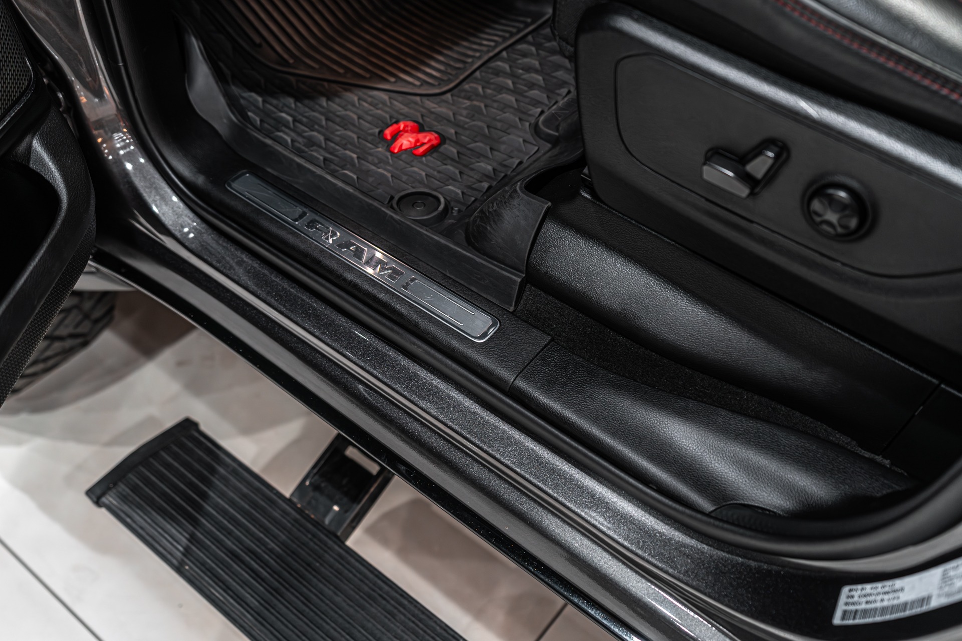 2022 RAM 1500 - Image 48